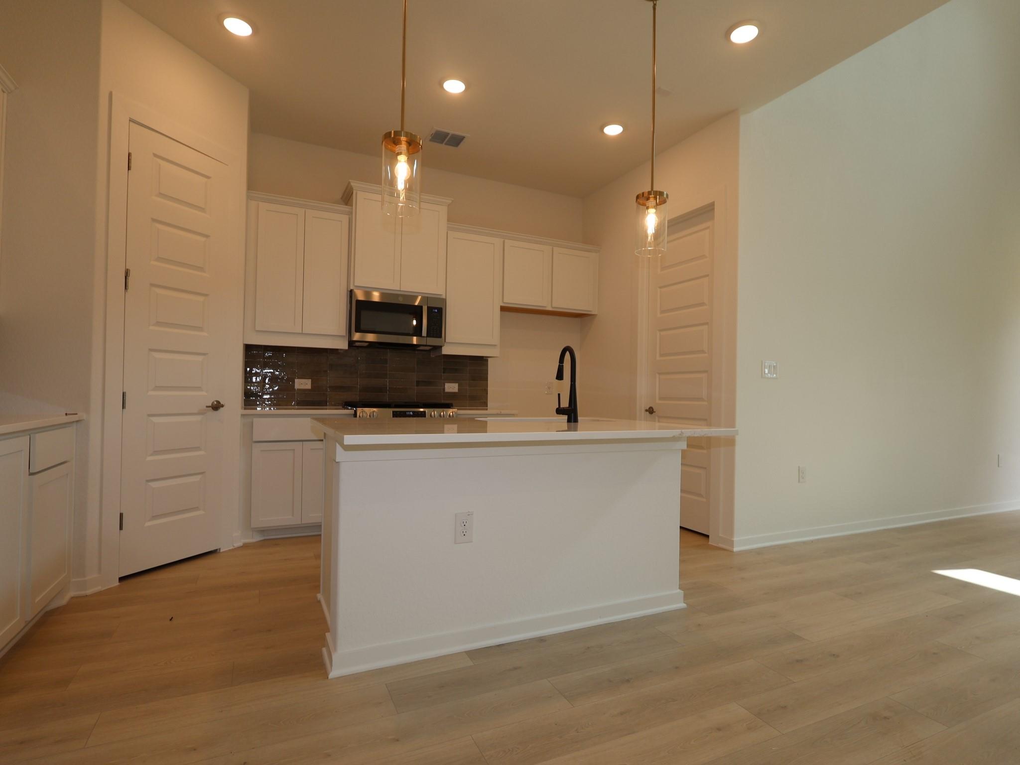 13215 Stabler DR — photo 5