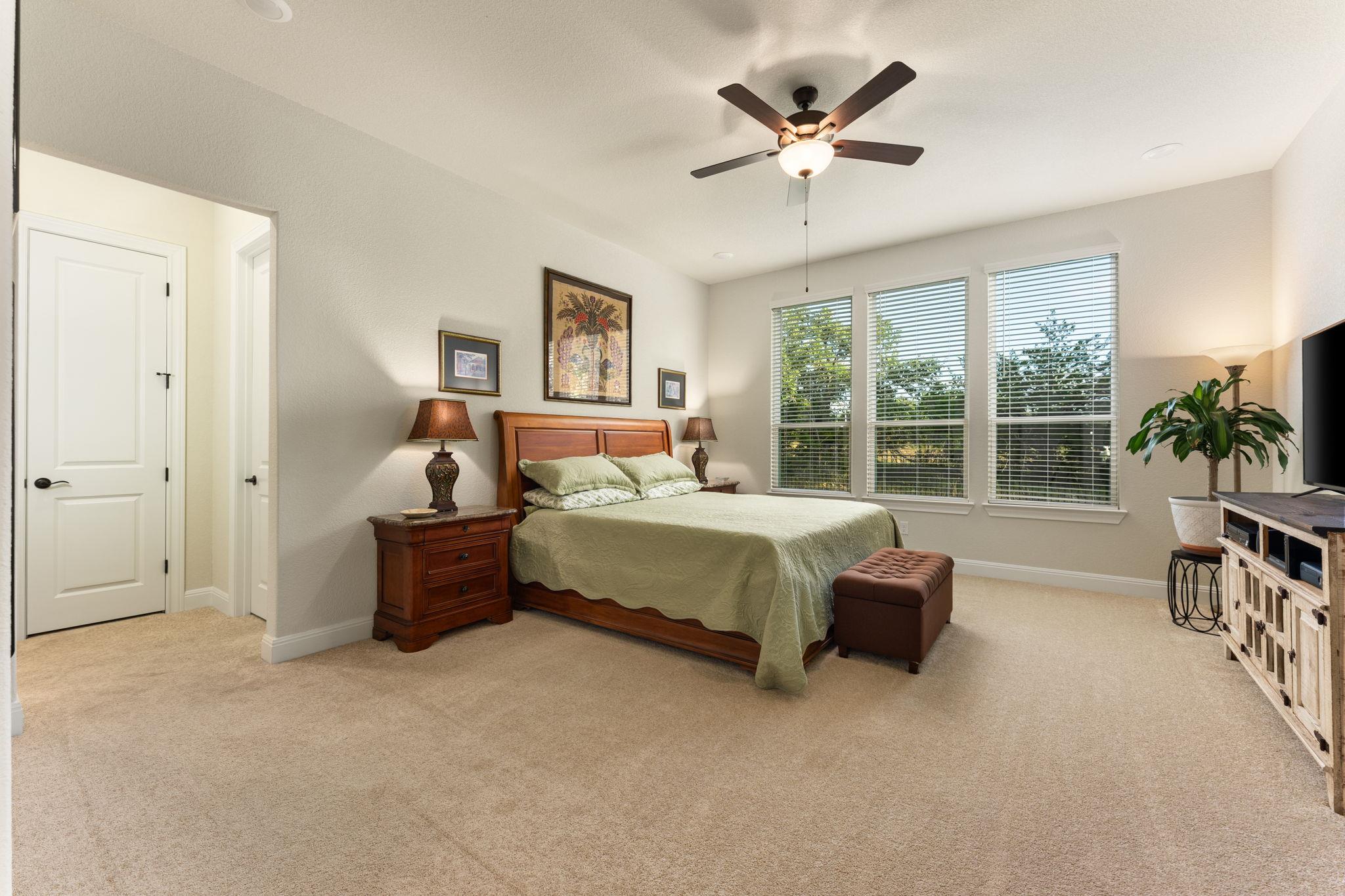 112 Telegraph LN — photo 5
