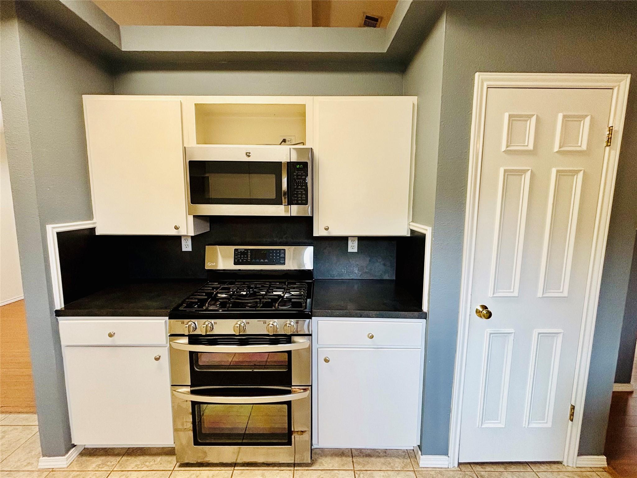 13007 Amarillo Ave — photo 5