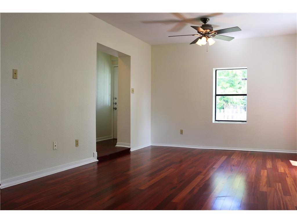 1166 Ridgeway DR — photo 3