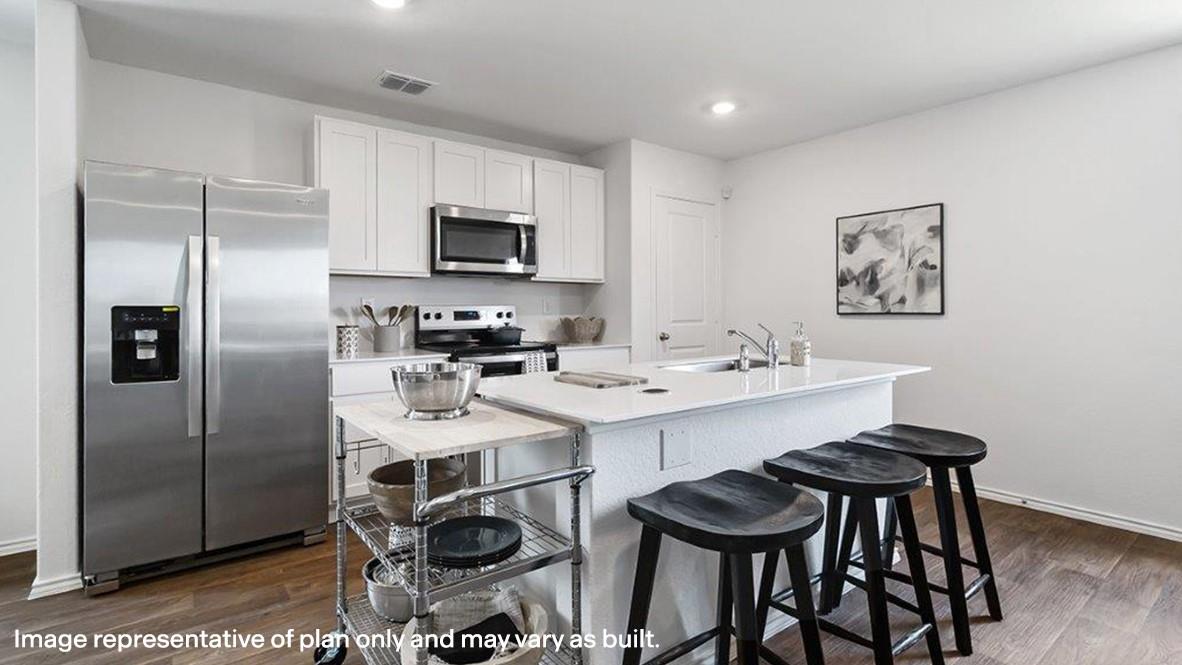 1738 Rapids DR — photo 3