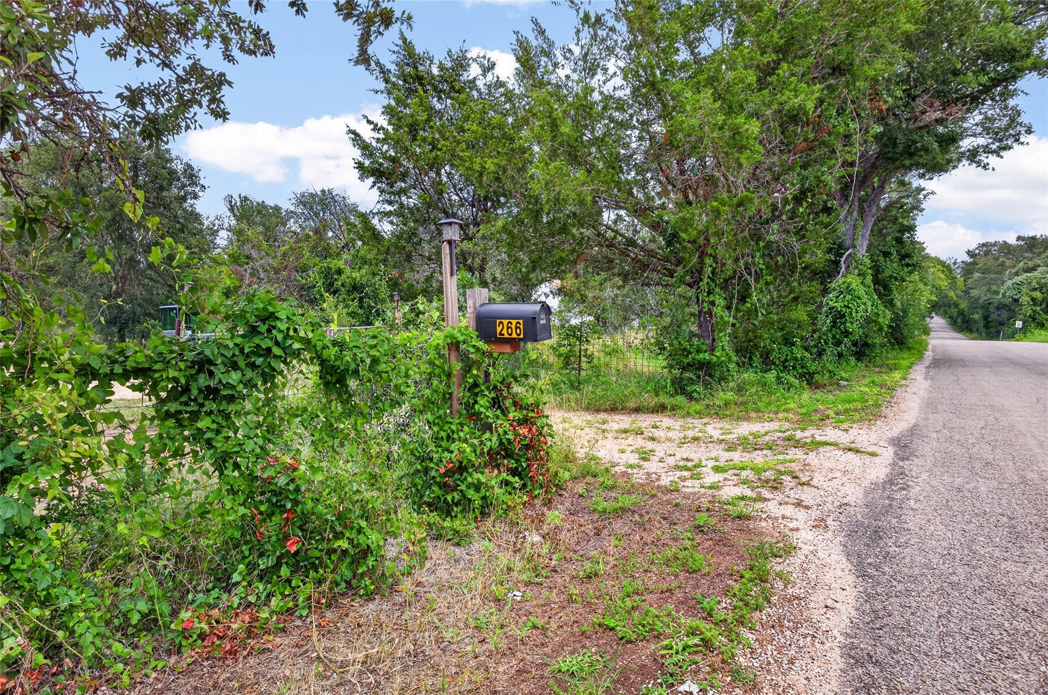 266 Beaver RD — photo 5