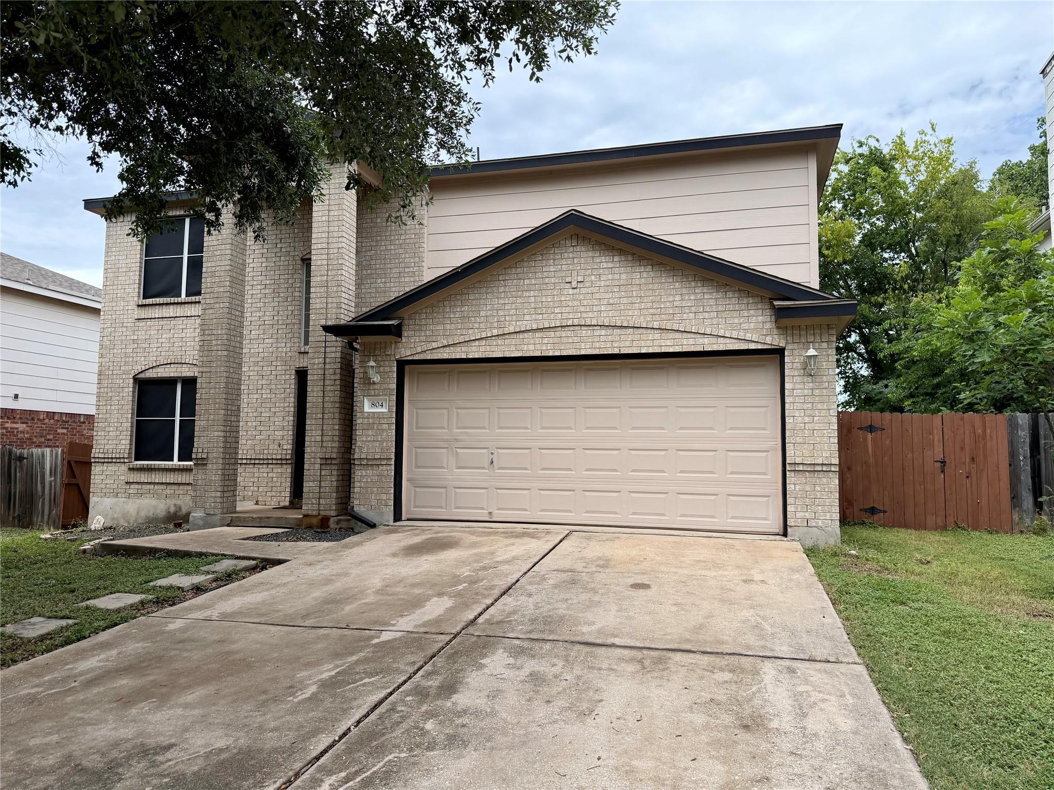 804 Tapestry CV — photo 3