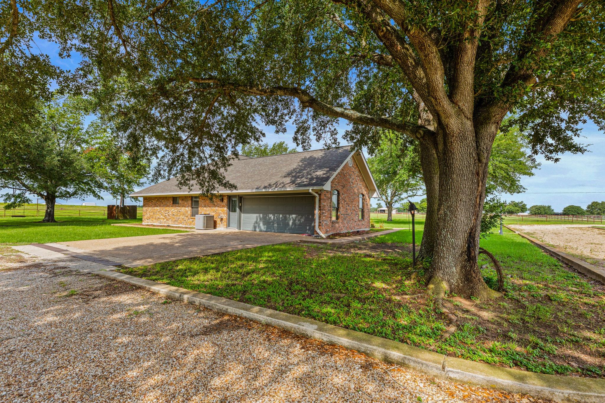 11077 County Road 440 — photo 3