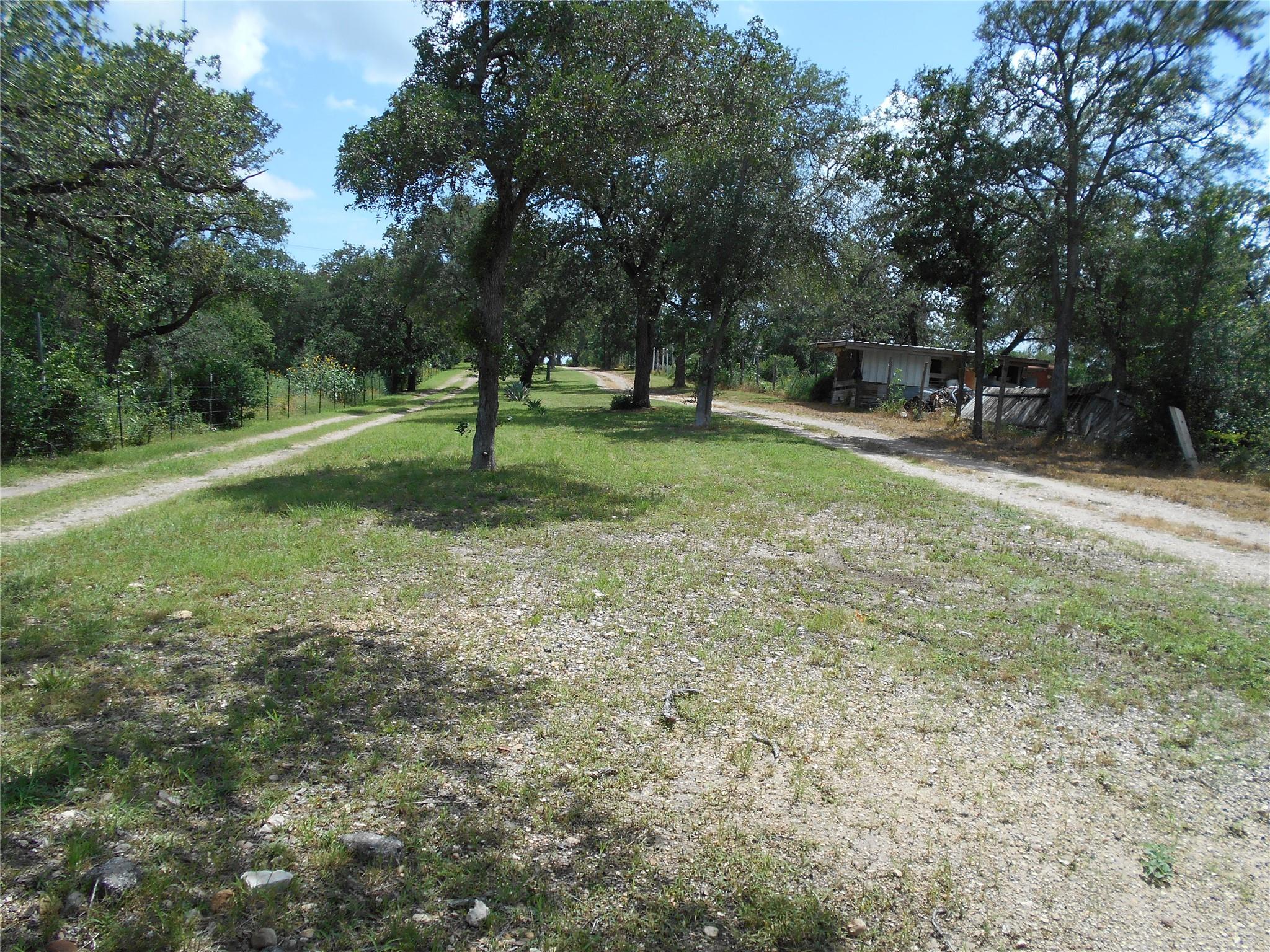 8001 Burleson Manor RD — photo 3