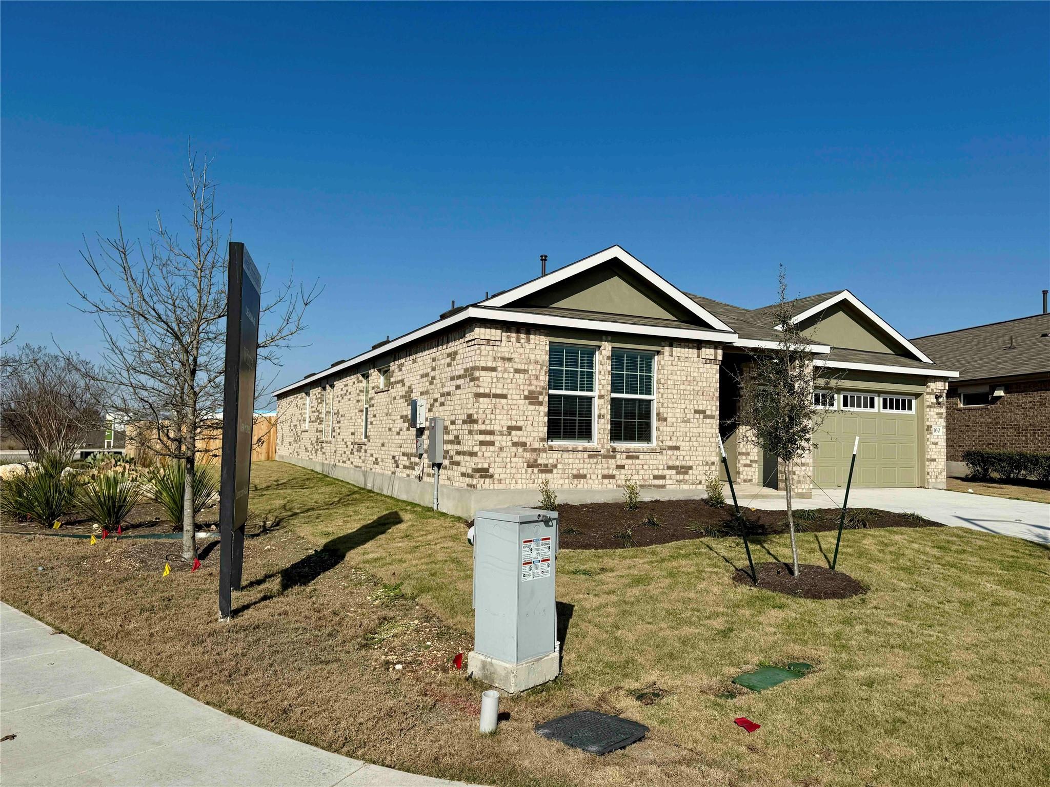 160 Sky Meadows CIR — photo 3