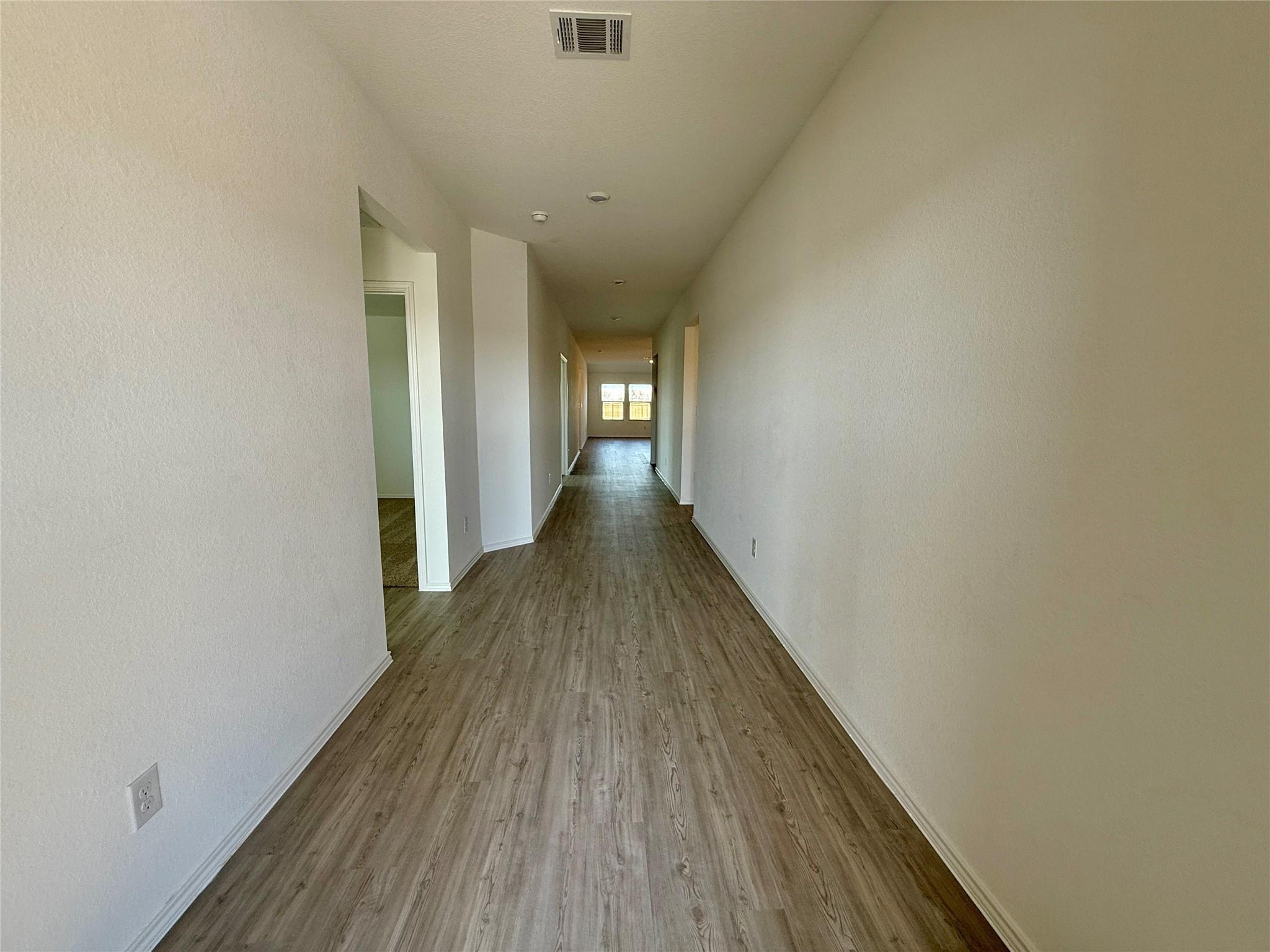 160 Sky Meadows CIR — photo 4
