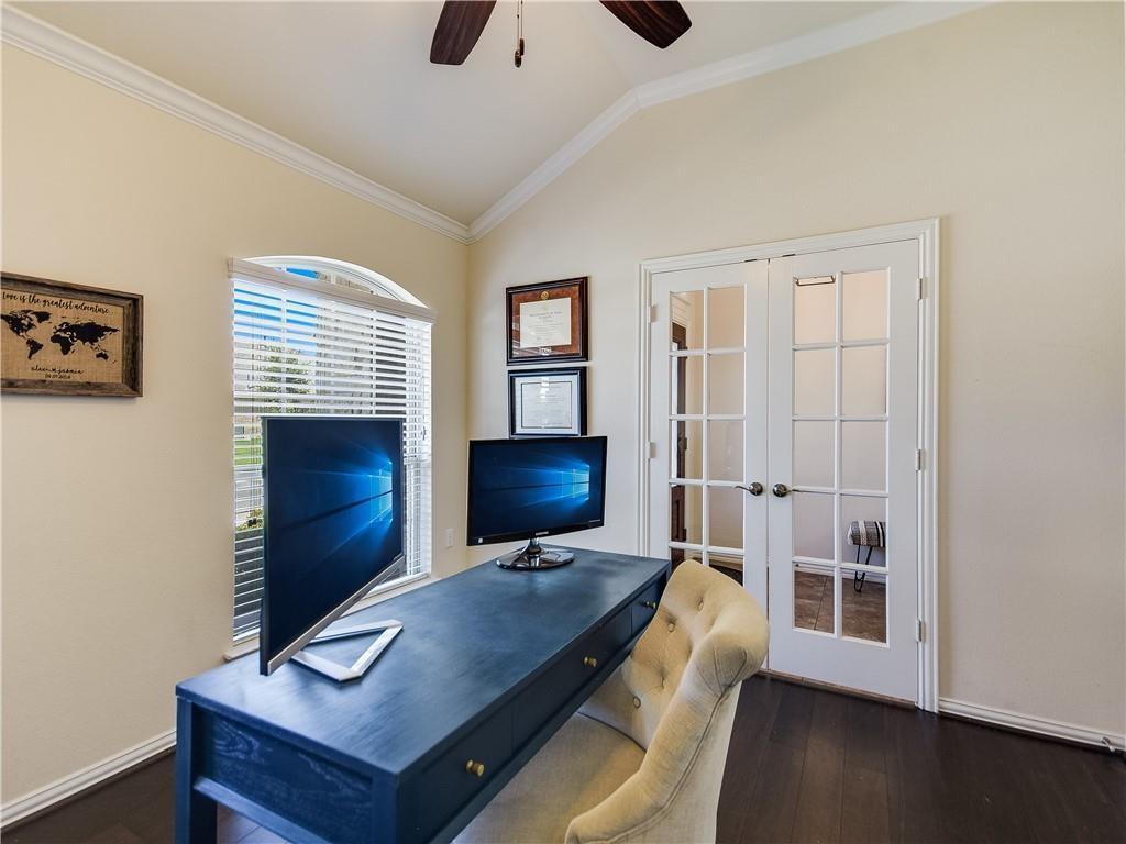 701 Cardenas LN — photo 5