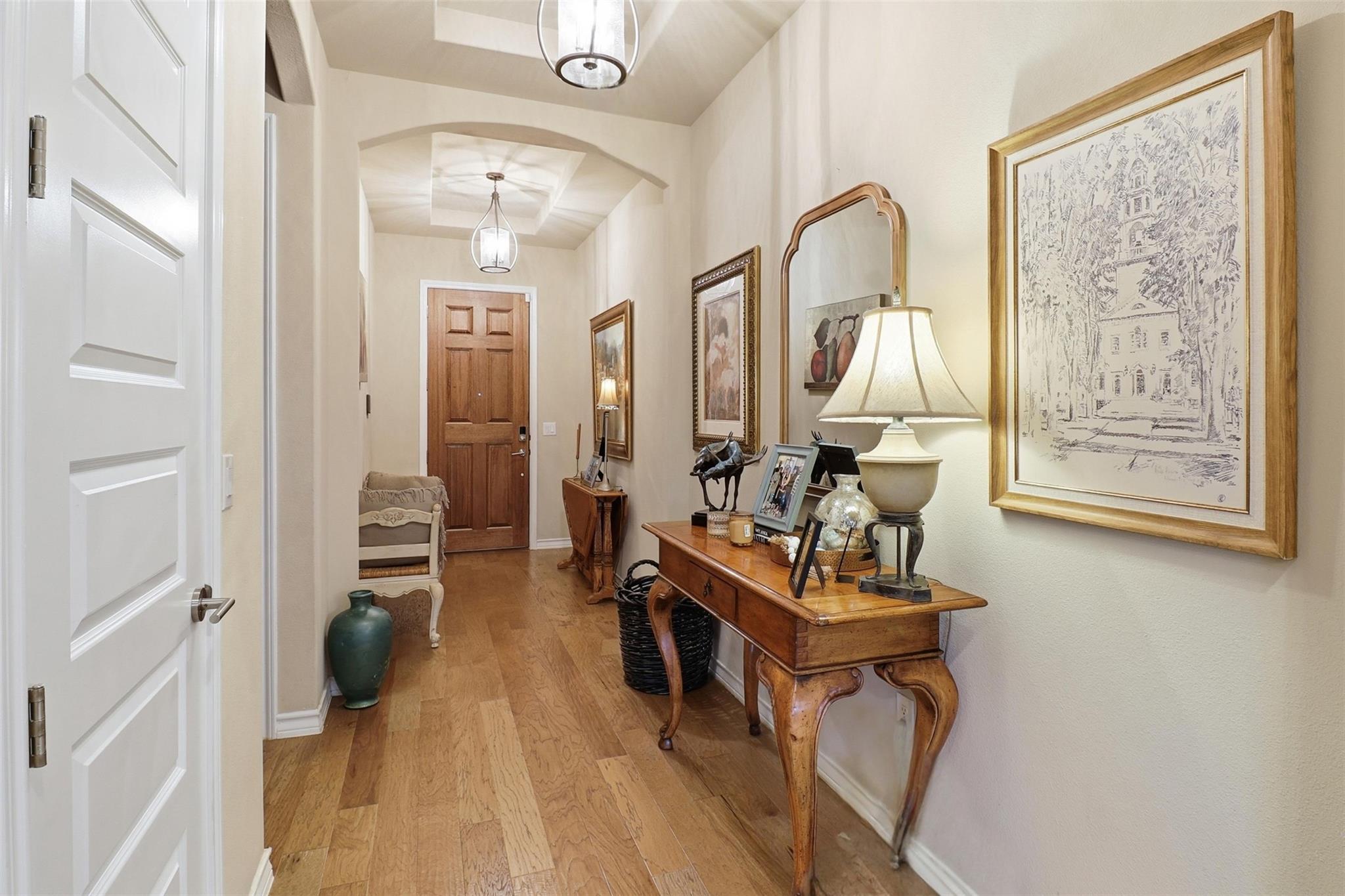 103 Kings WAY — photo 4