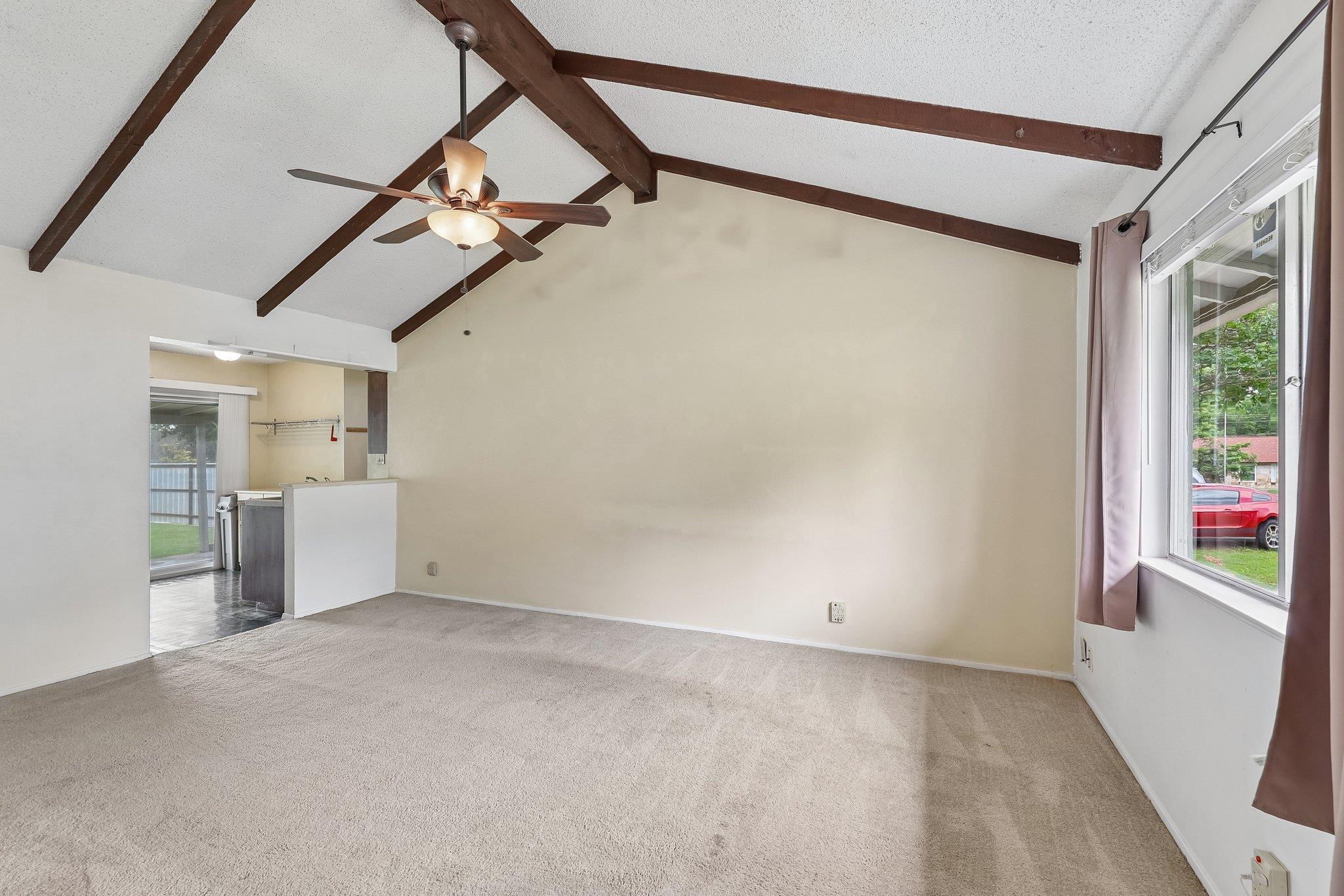 1105 Blue Ridge DR — photo 4