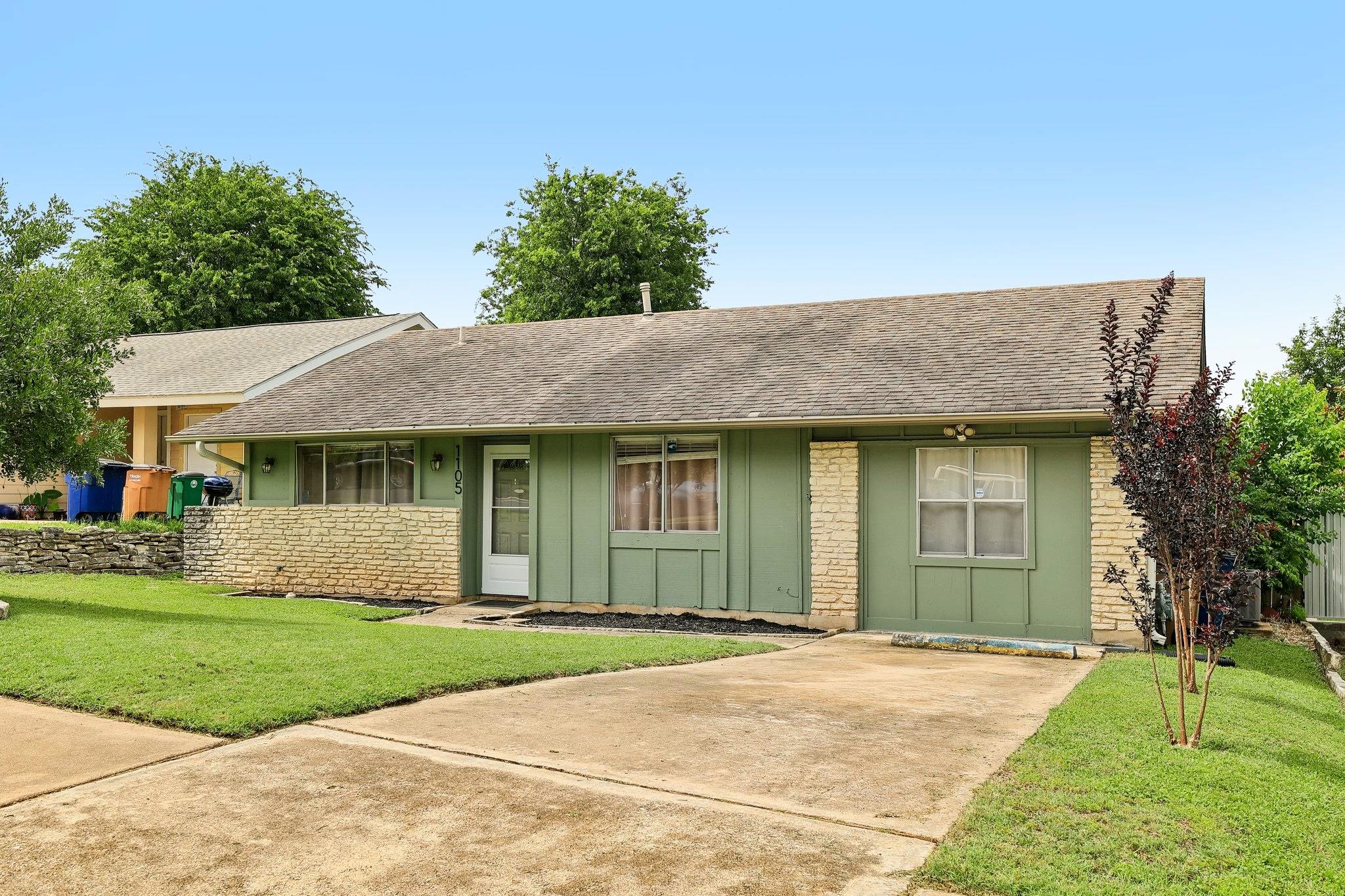 1105 Blue Ridge DR — photo 3