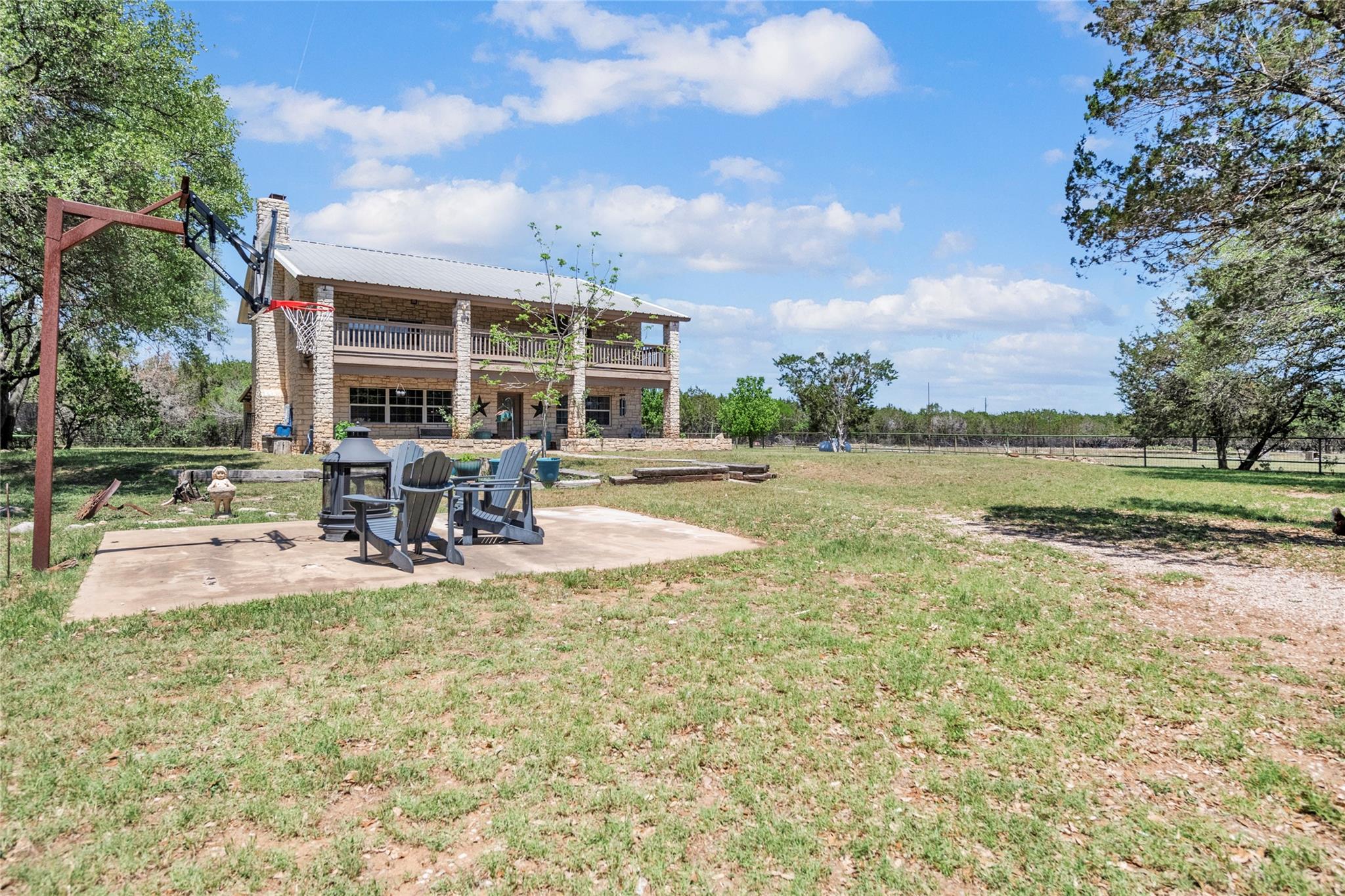 260 Flatrock TRL — photo 3