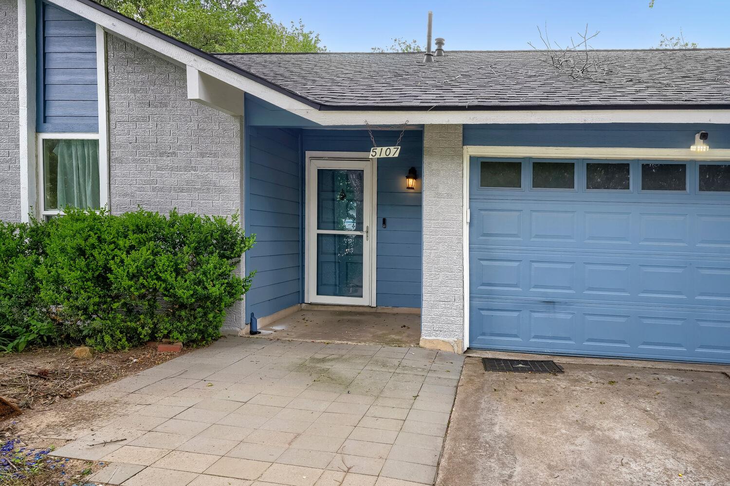 5107 Suburban DR — photo 4