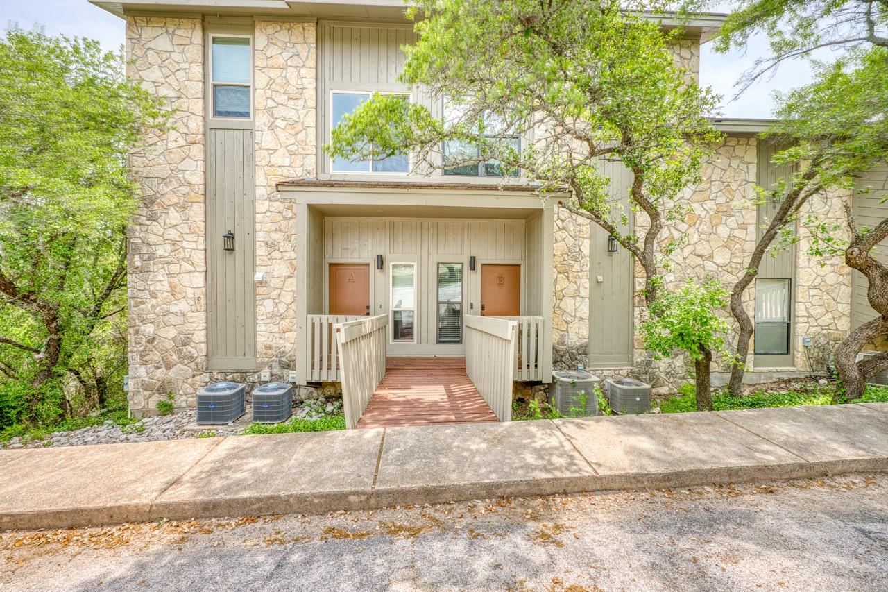 801 Grassy Knoll #B — photo 3