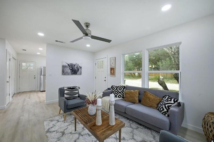 11403 Leander ST — photo 5