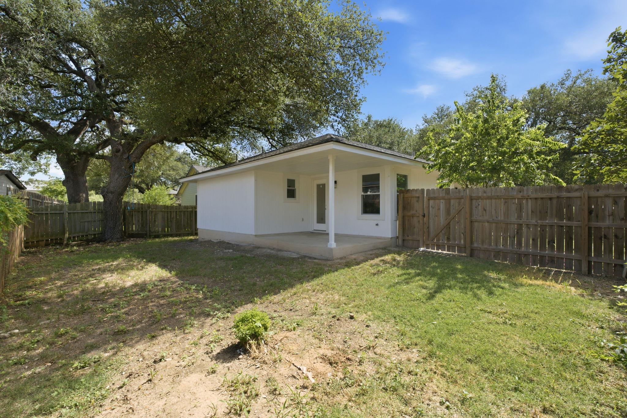 8829 Francia TRL — photo 4