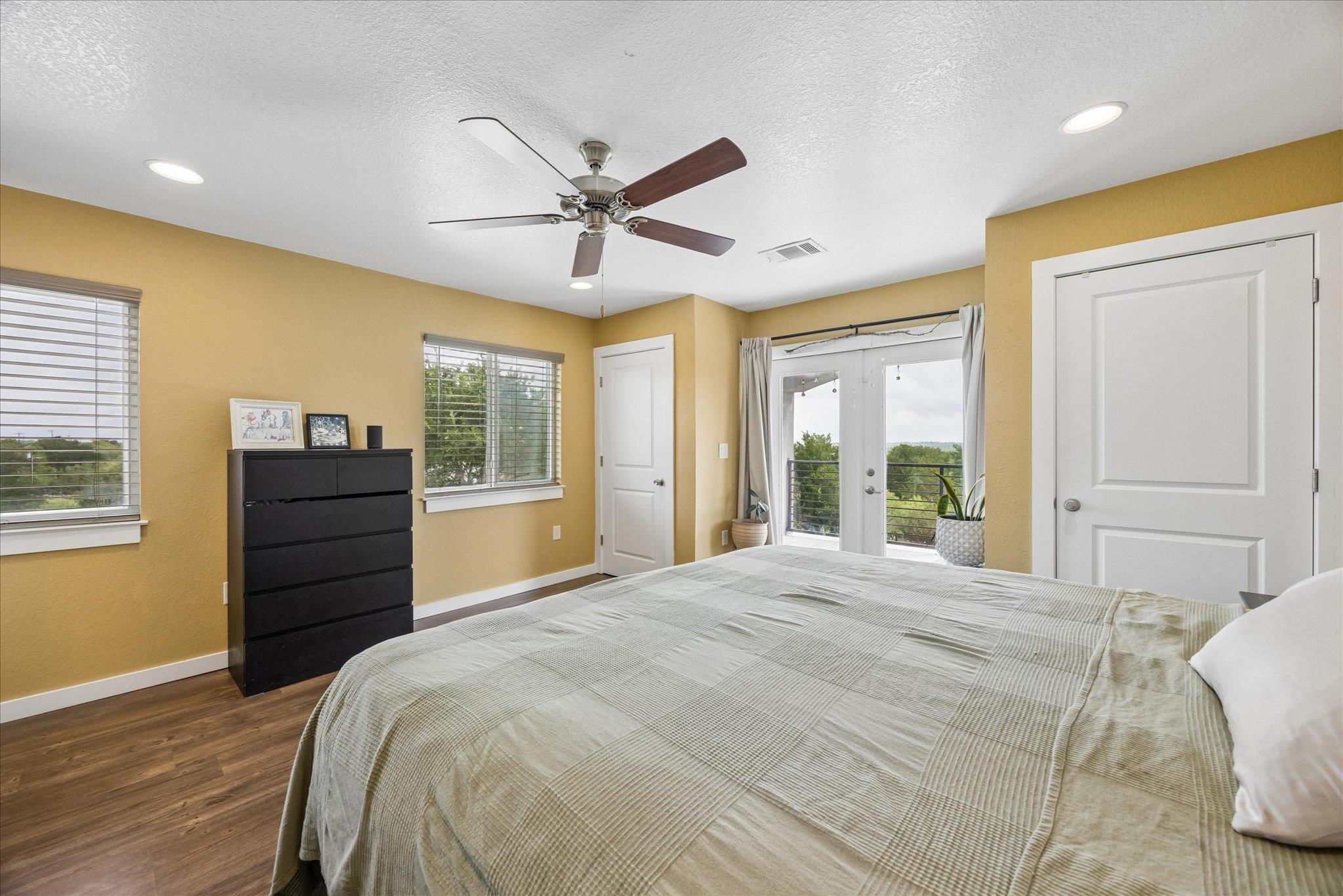730 Spoke Hollow RD — photo 3