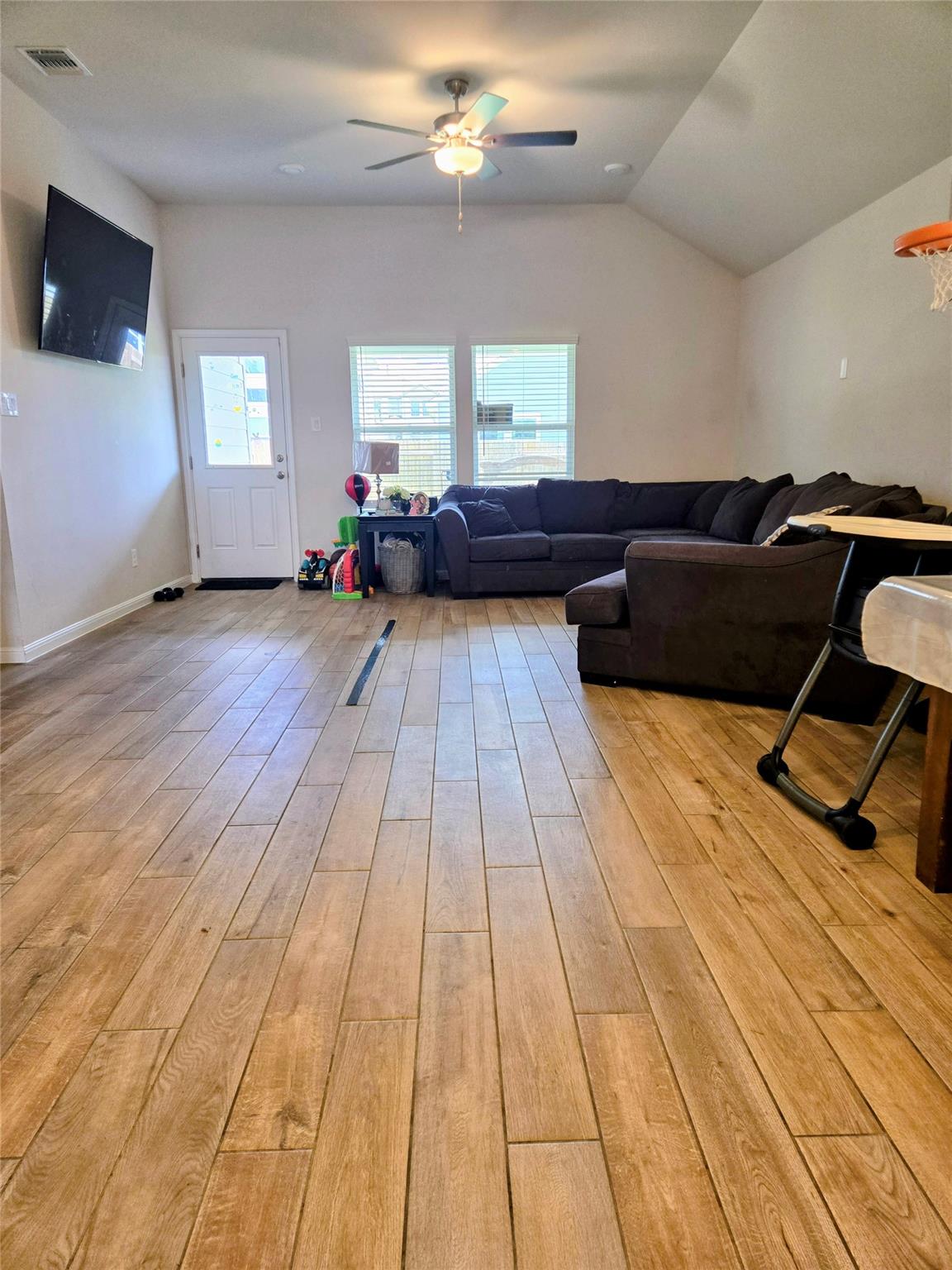 154 Arena DR — photo 4