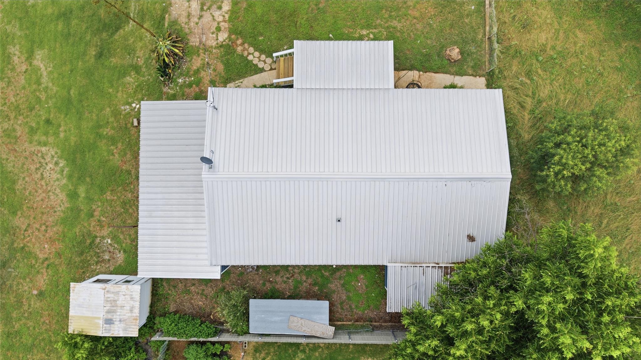 6212 Fm 690 — photo 5