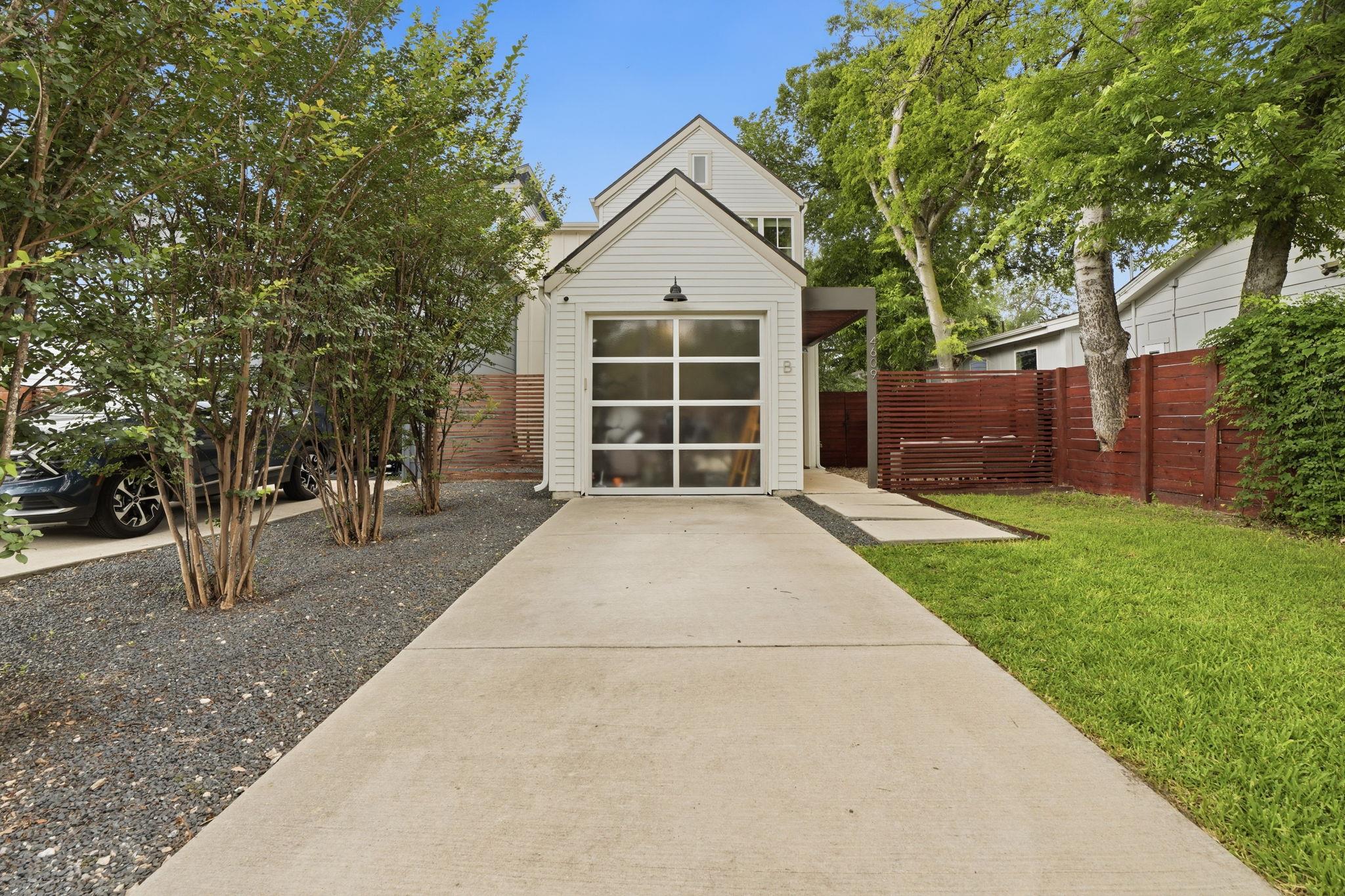 4609 Sara DR #B — photo 5
