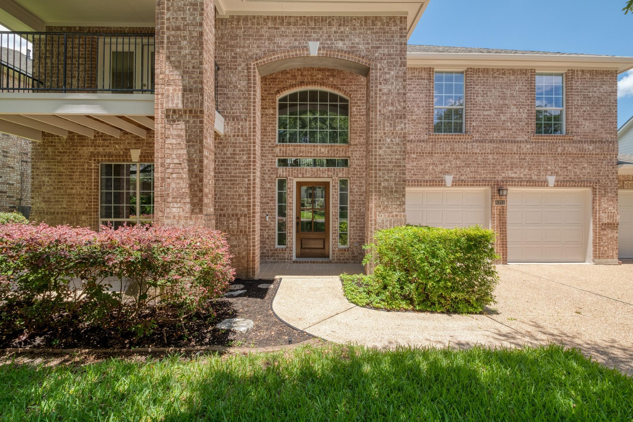 8311 Lofty LN — photo 4