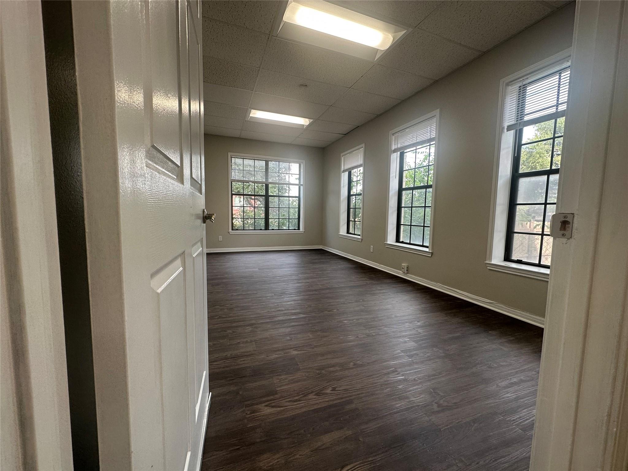 1823 Fortview RD #101 — photo 4
