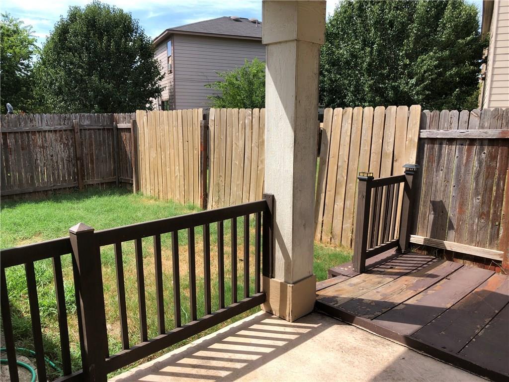 6912 Walkup LN — photo 3