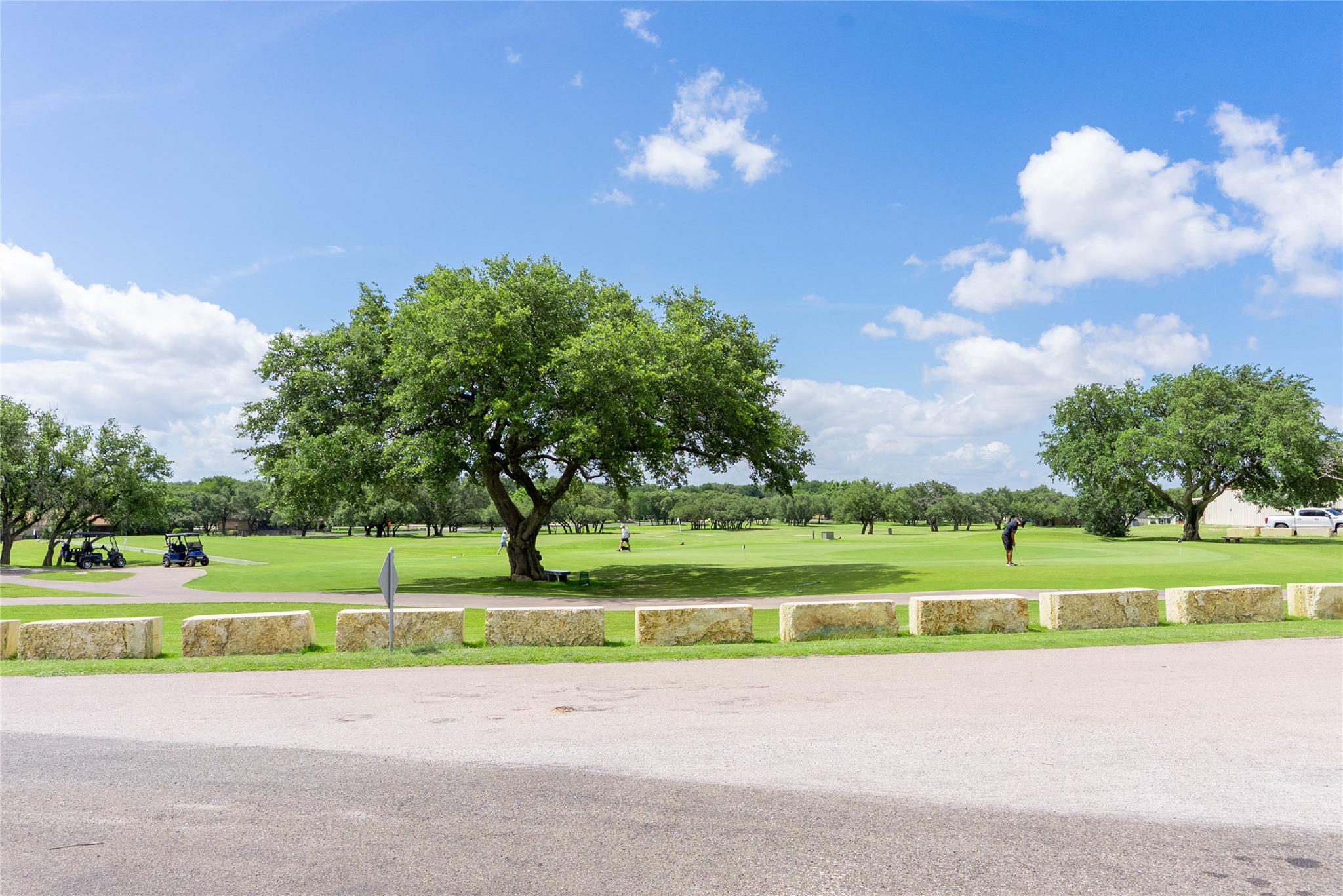 176 Tom Kite DR — photo 3