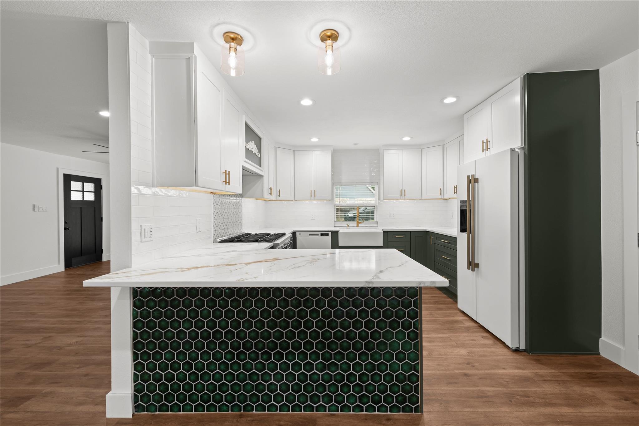 6805 Tulane DR — photo 3