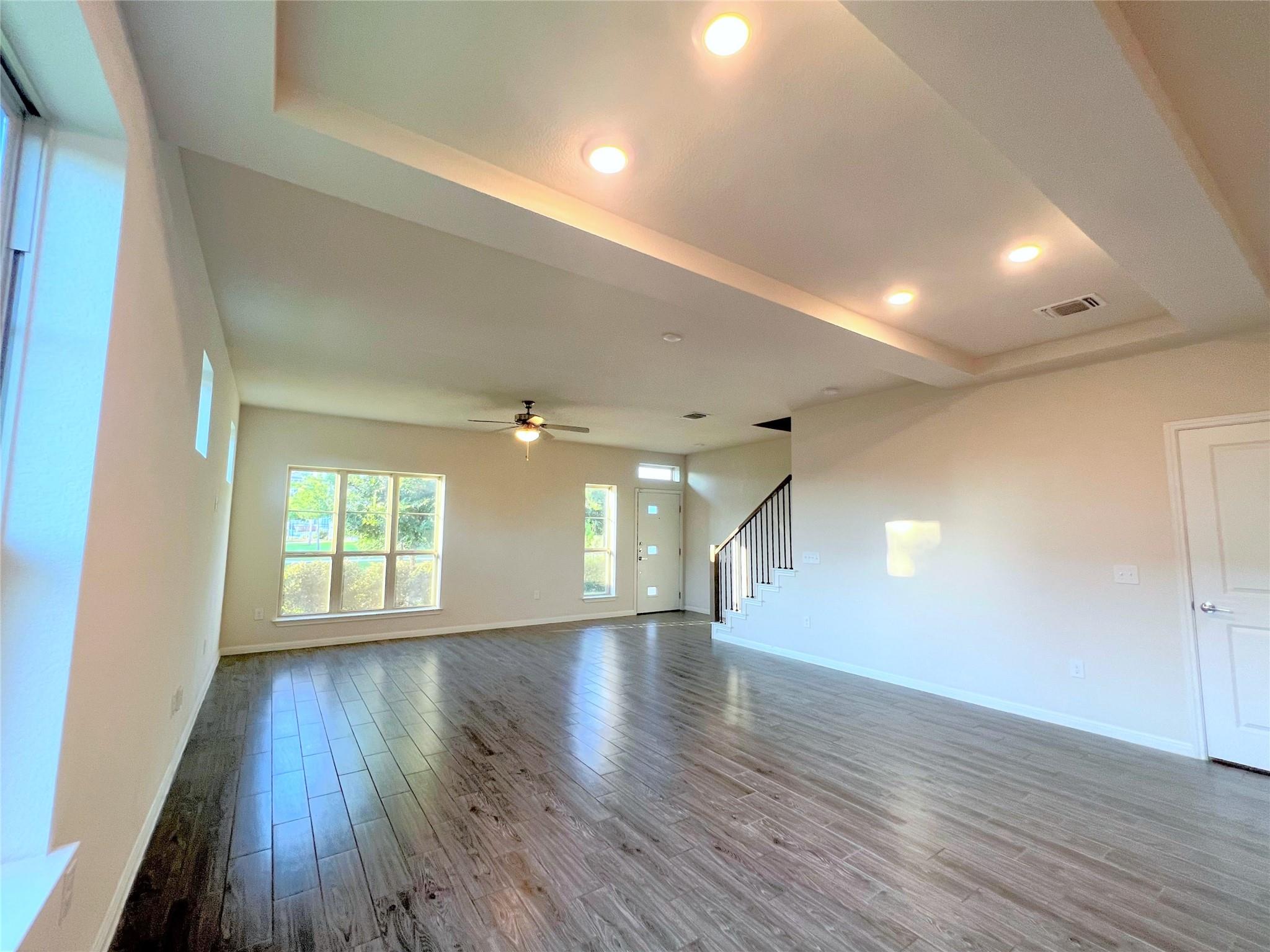 5901 Charles Merle DR #B — photo 4