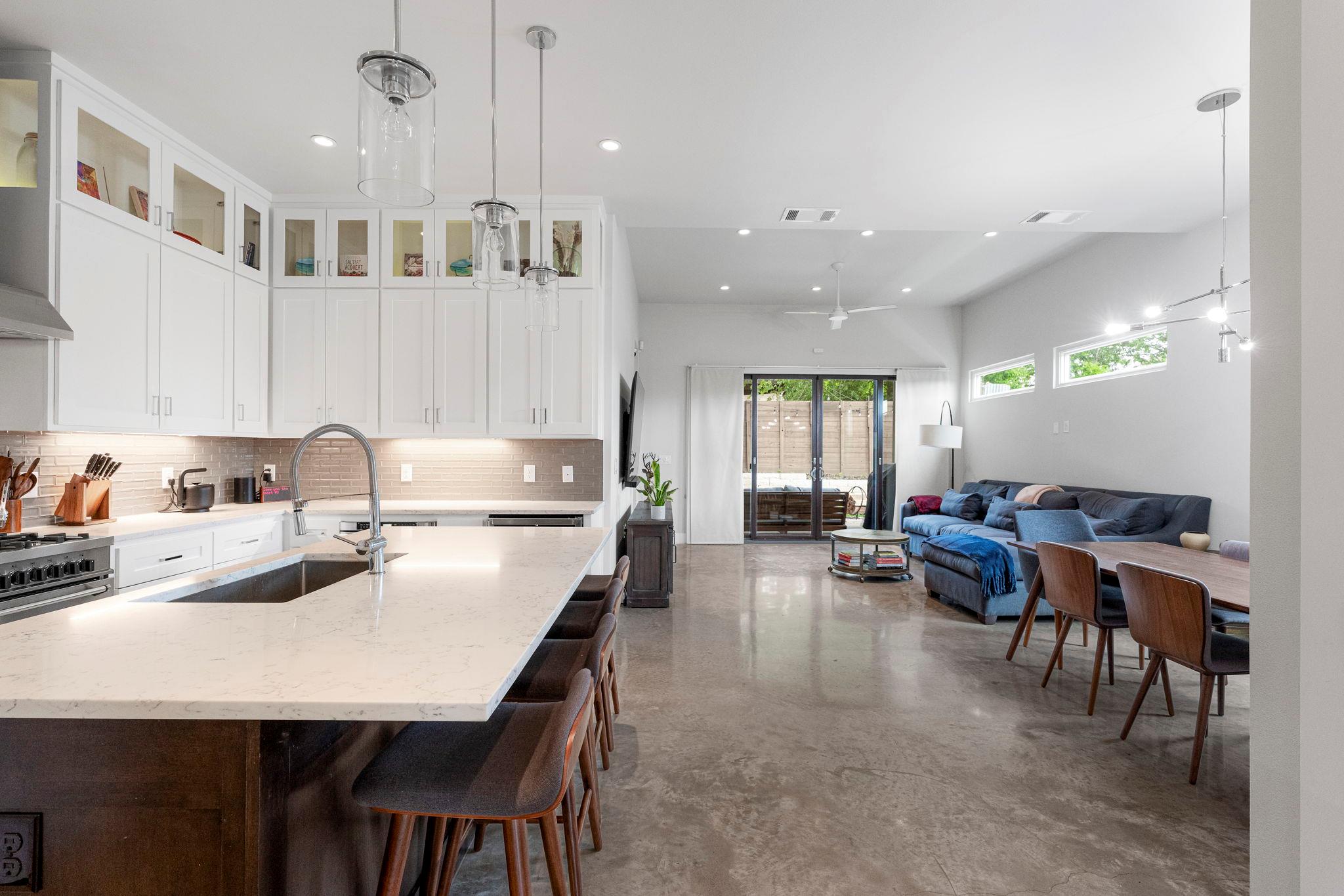 2103 Greenwood Ave #Building 1, Unit B — photo 5