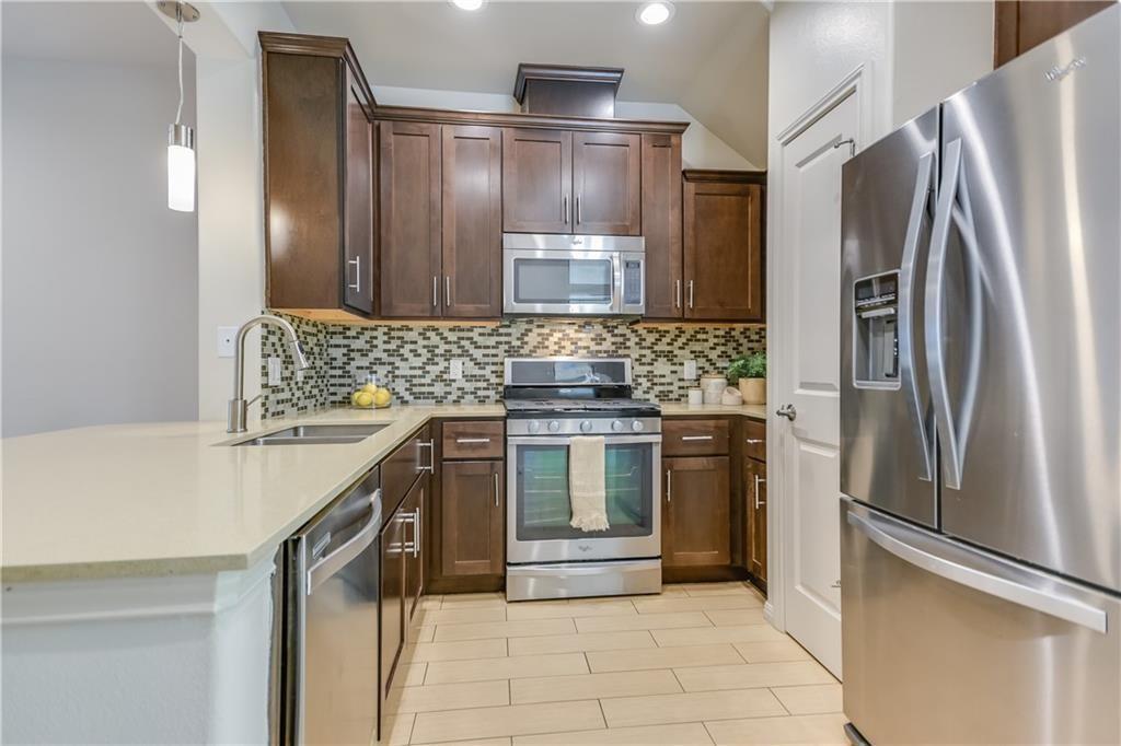 124 Cumberland RD #303 — photo 4