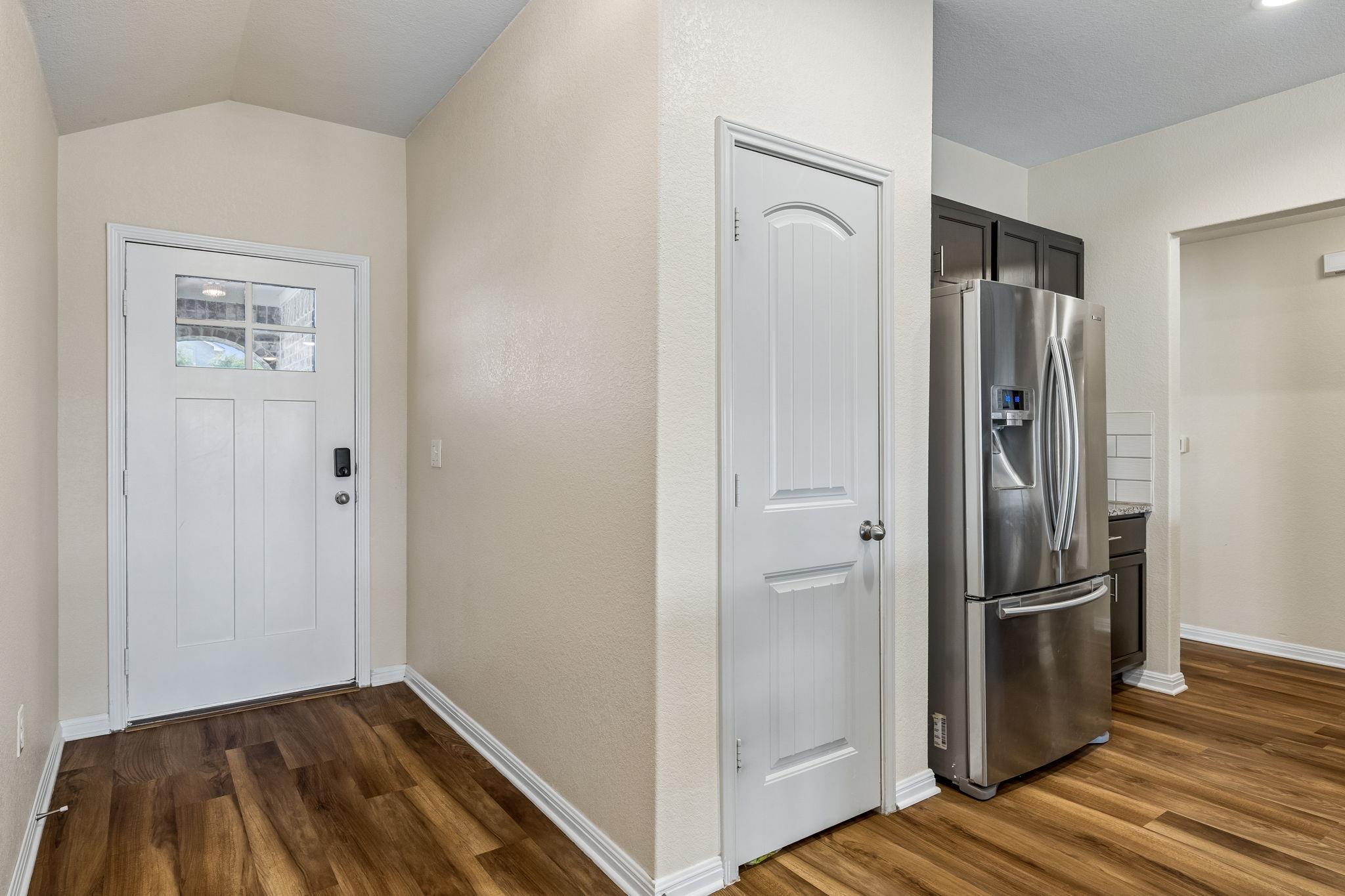 1445 Fairhaven GTWY — photo 4