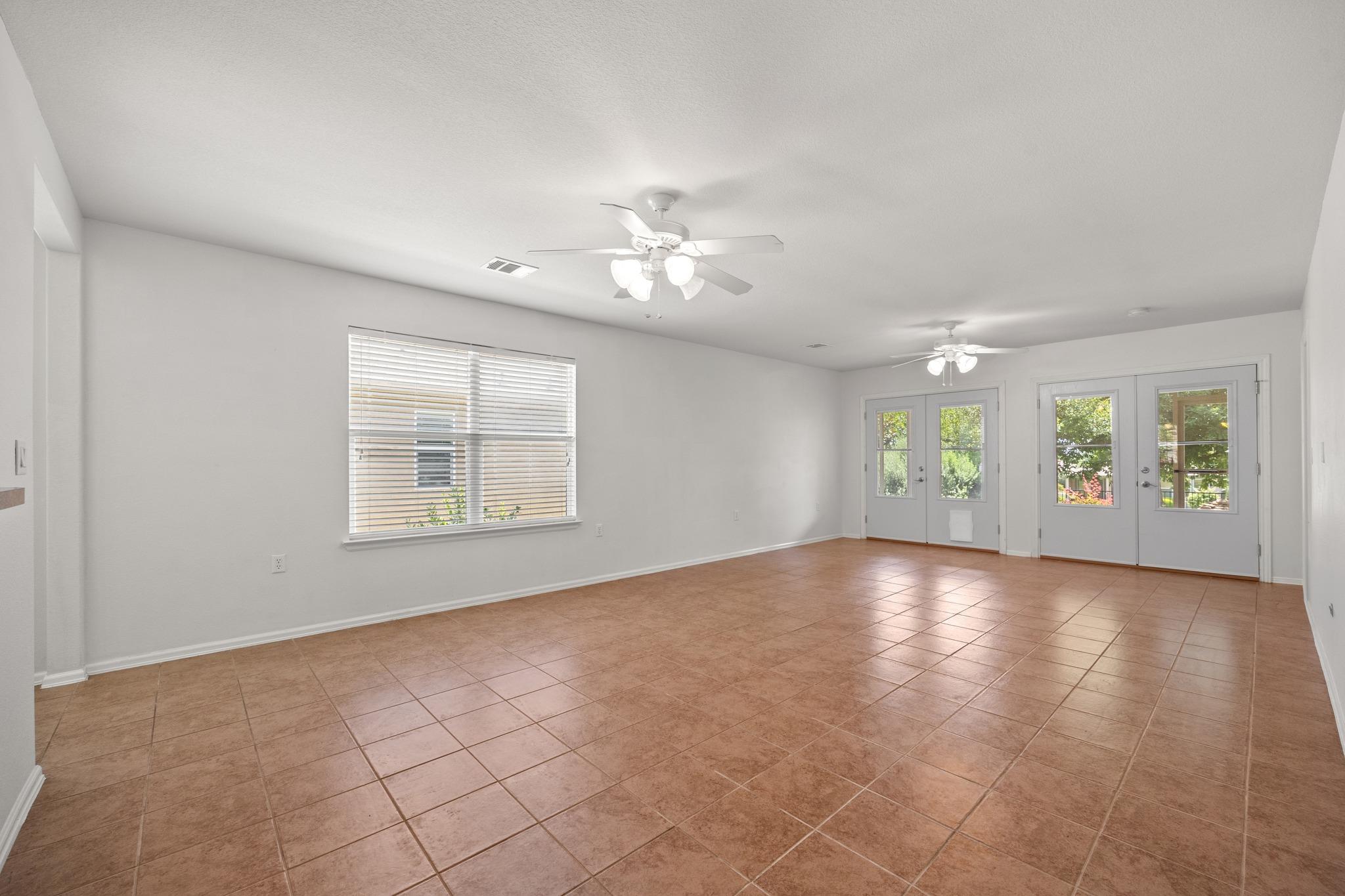522 Salt Creek LN — photo 5