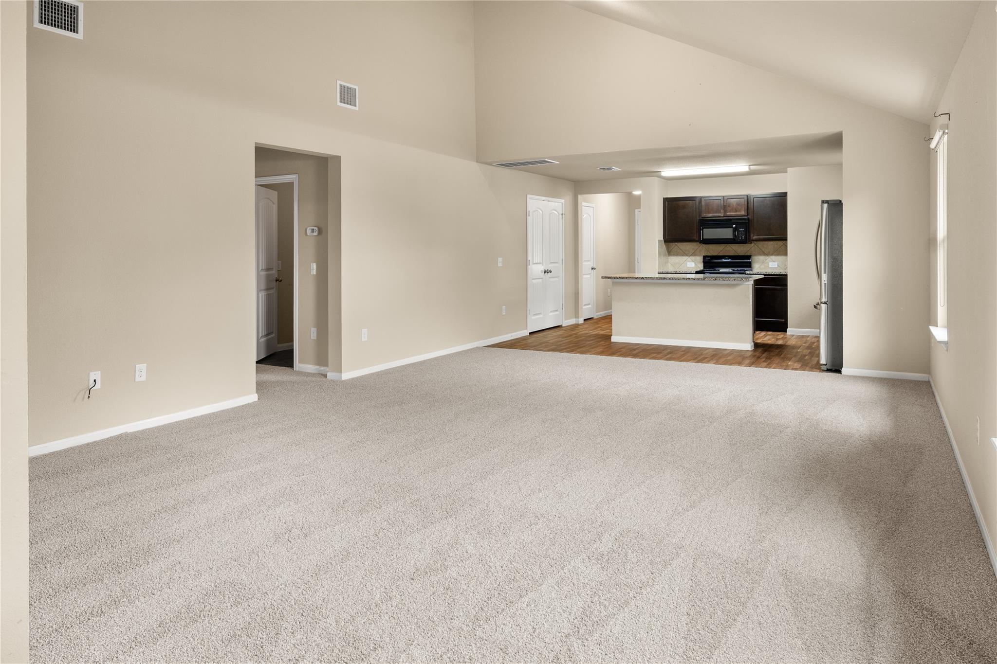 1102 Mitchell DR — photo 5