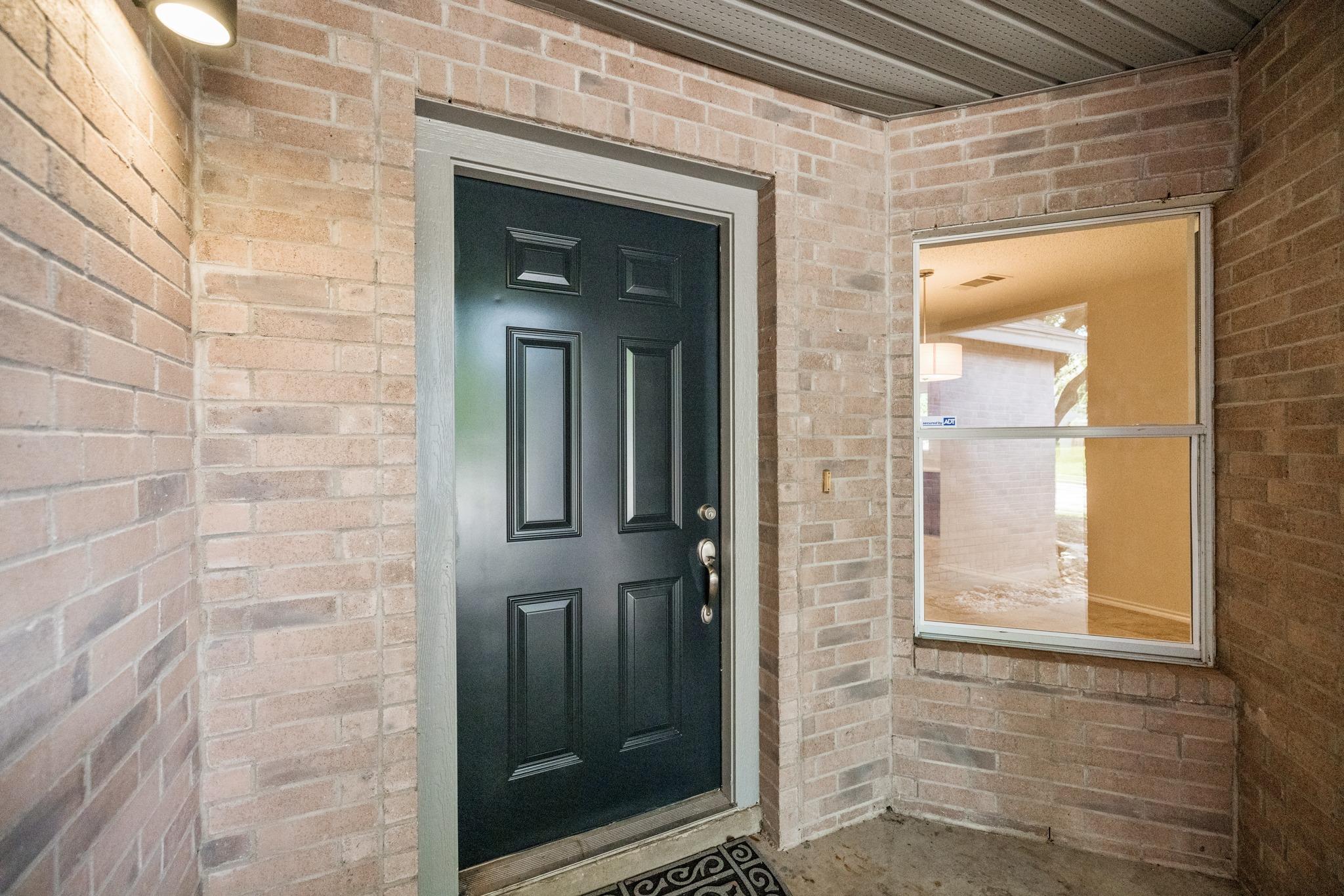 708 Justeford DR — photo 3