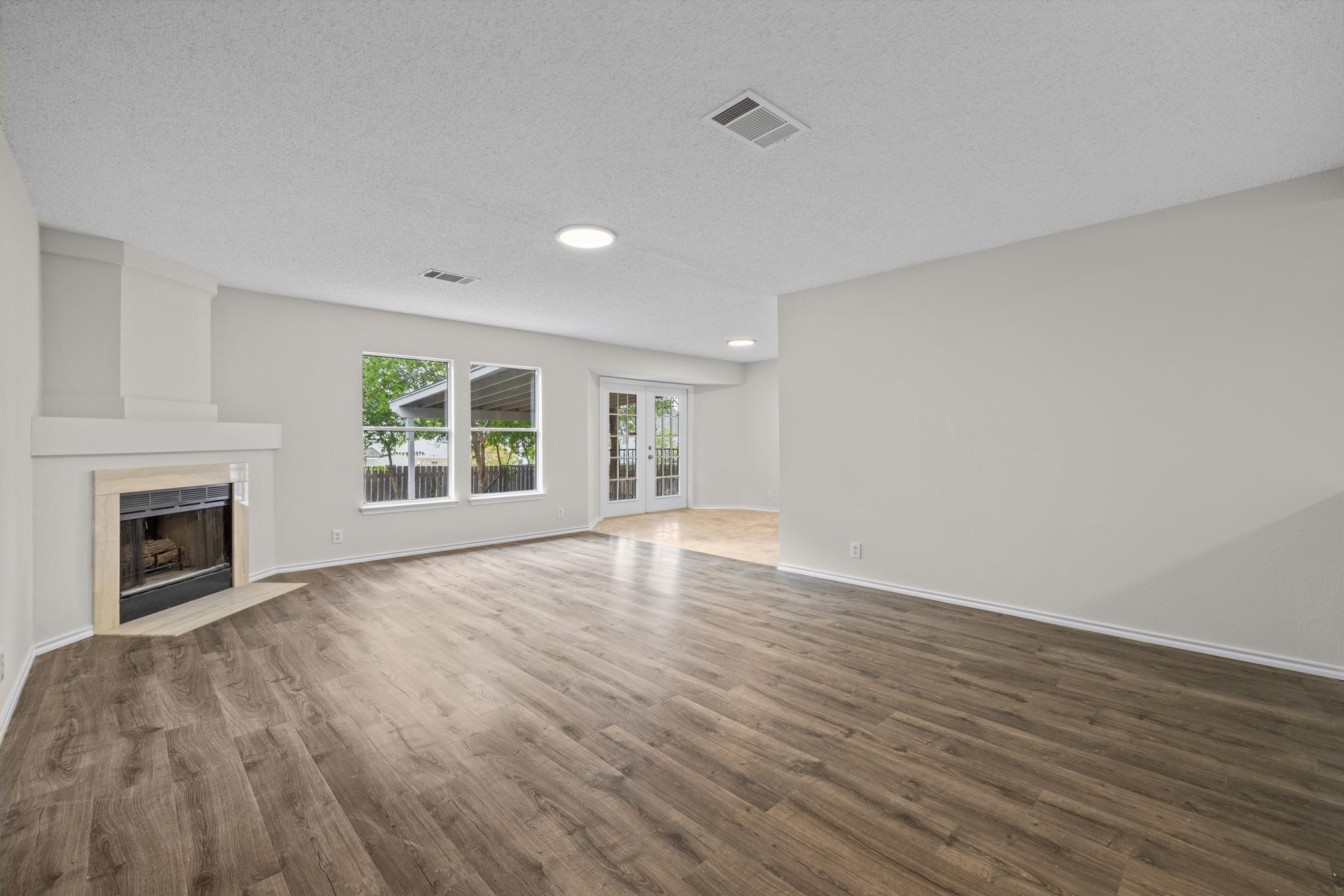 708 Justeford DR — photo 4
