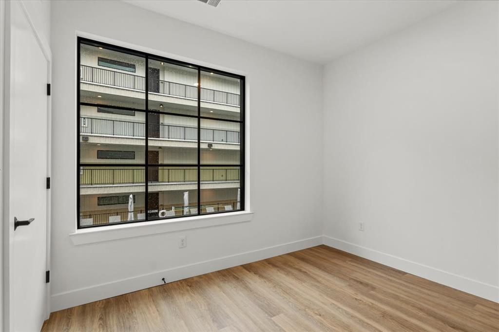 4315 Congress Ave #214 — photo 5
