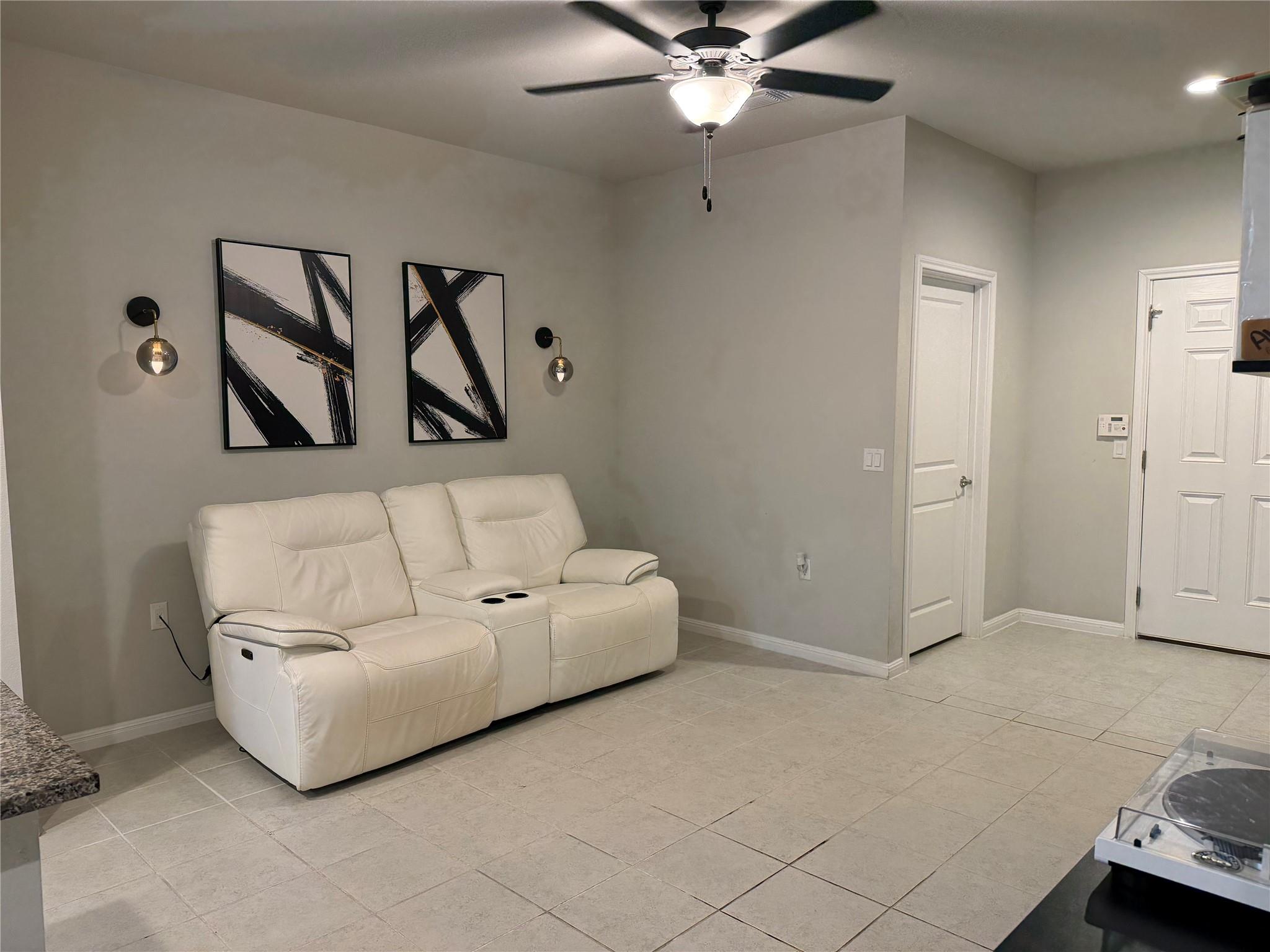 16711 Radiant DR — photo 3