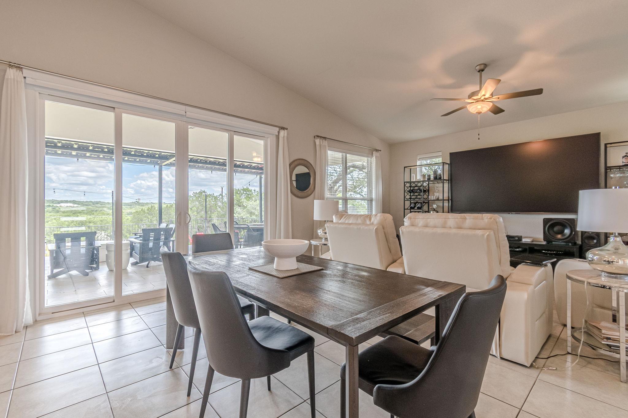228 Cruising Oak ST — photo 5
