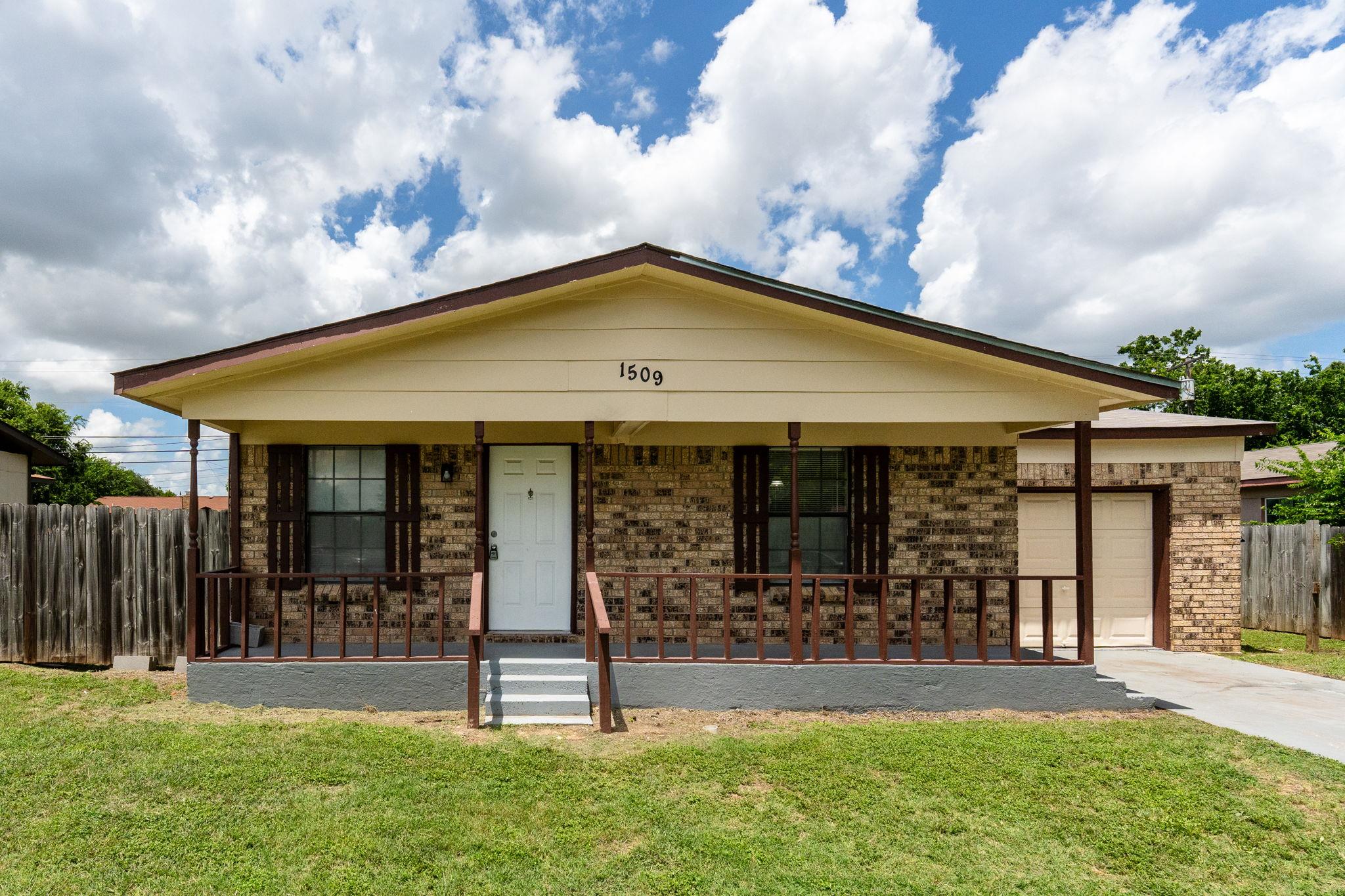 1509 Anna Lee DR — photo 3