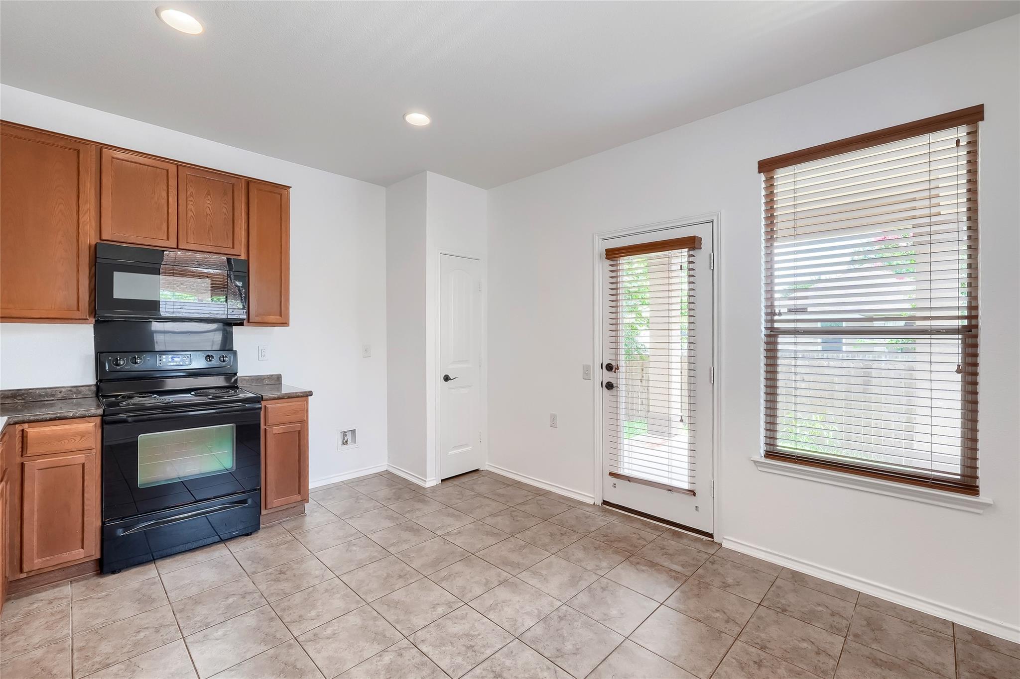 8921 Stambourne ST — photo 5