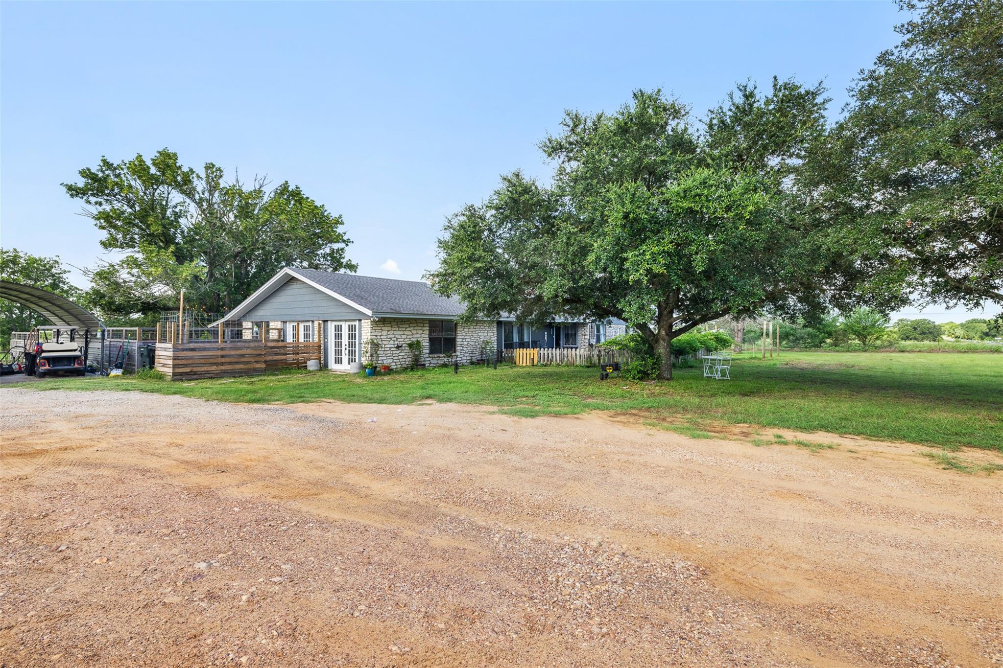 1015 Fm 112 RD — photo 3