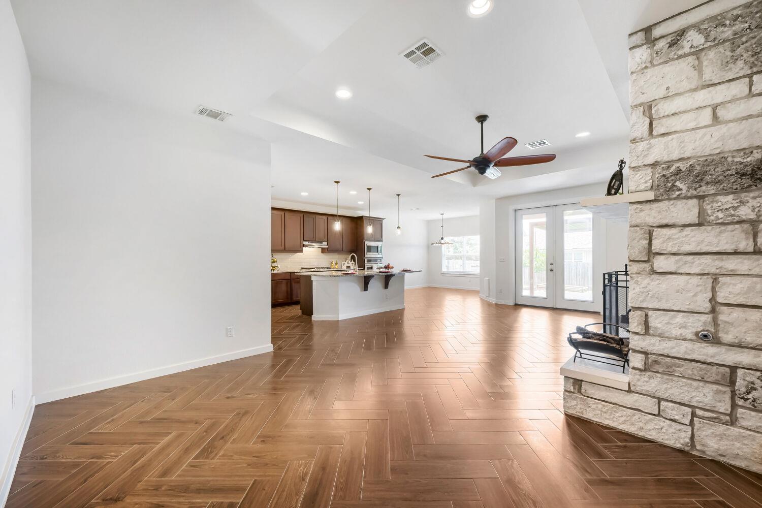 216 Wild Sage LN — photo 4