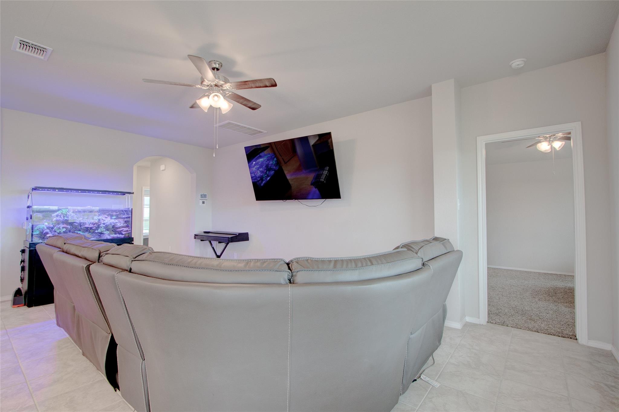 1317 Cesarina ST — photo 4