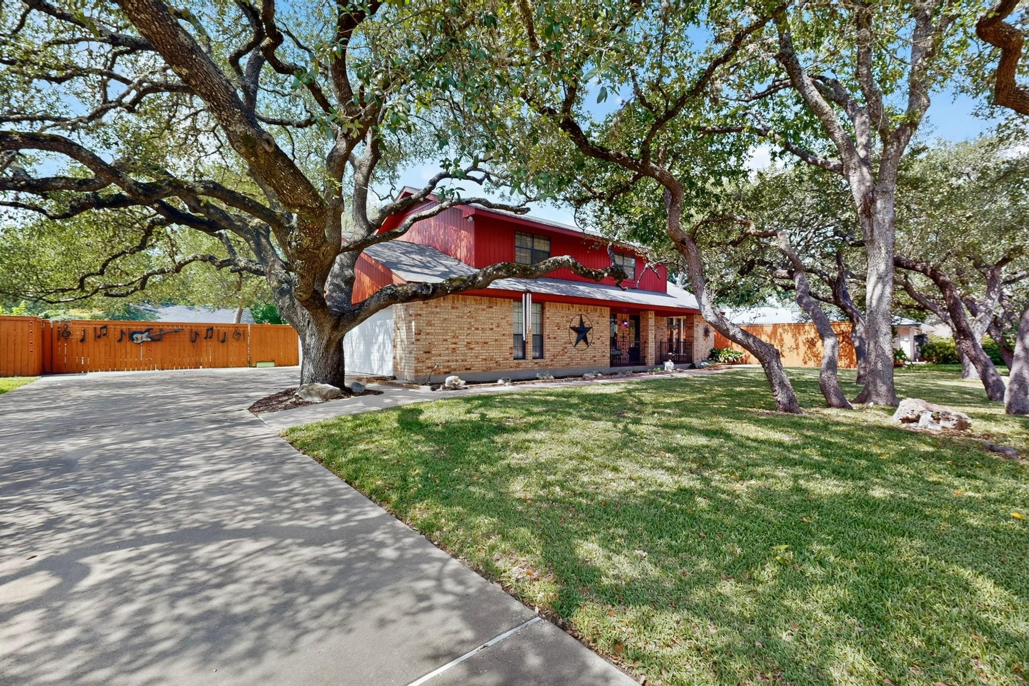 3311 Sesbania DR — photo 4