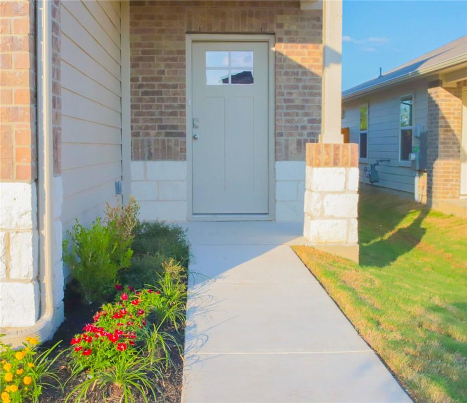 14015 Macquarie DR — photo 4