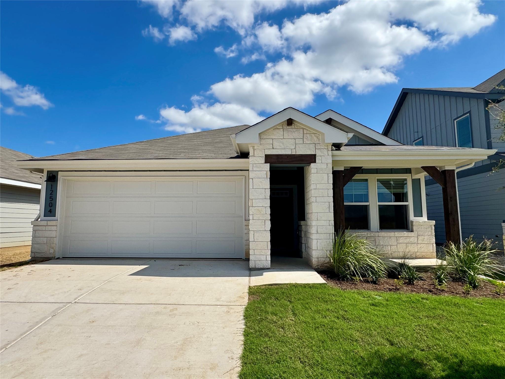 12504 Saint Thomas DR