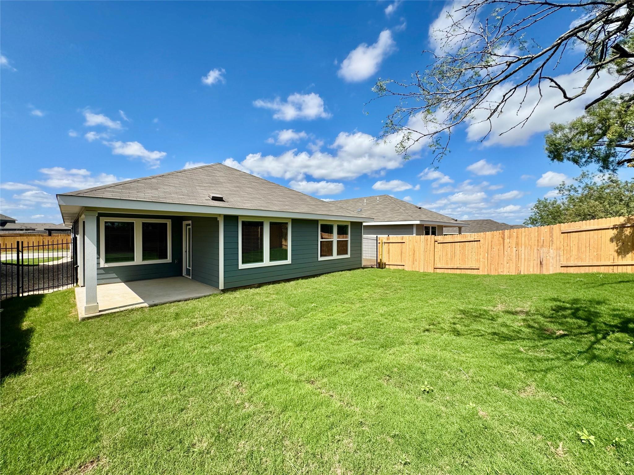 12504 Saint Thomas DR — photo 5
