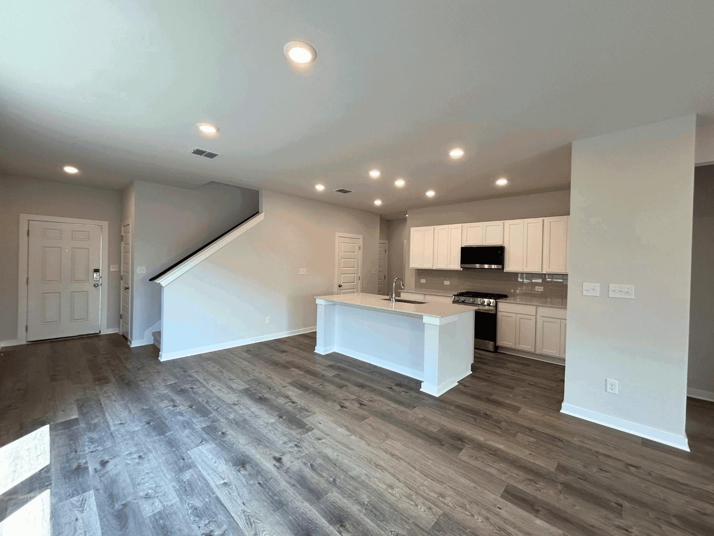 149 Hornet ST — photo 3